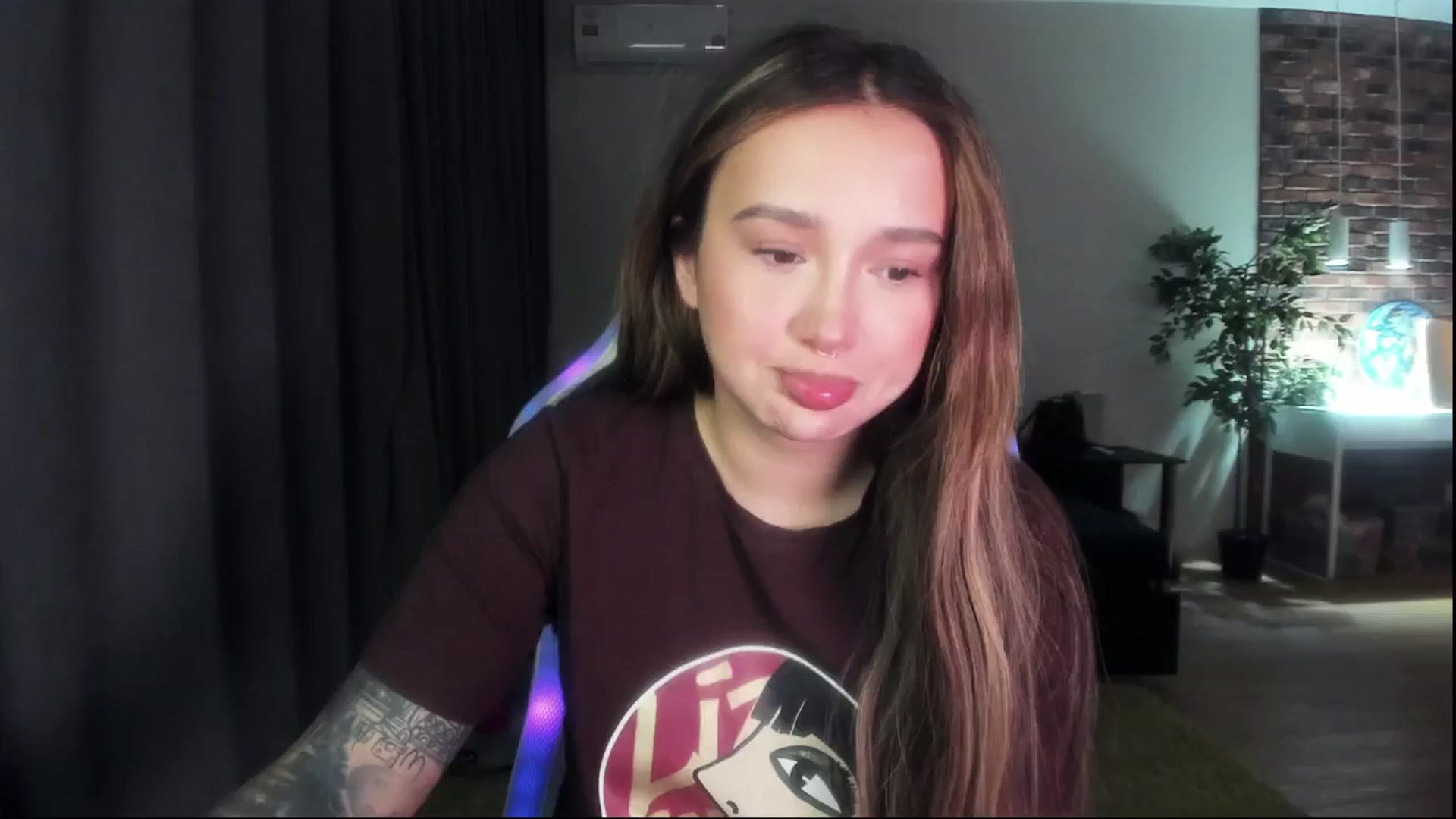 Gallery image thumbnail from Littlewetgirl's myfreecams stream on, 04/28/2024, 15:32 image 17 of 20