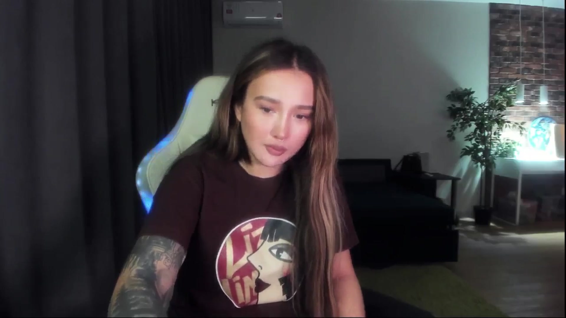 Gallery image thumbnail from Littlewetgirl's myfreecams stream on, 04/28/2024, 15:32 image 18 of 20