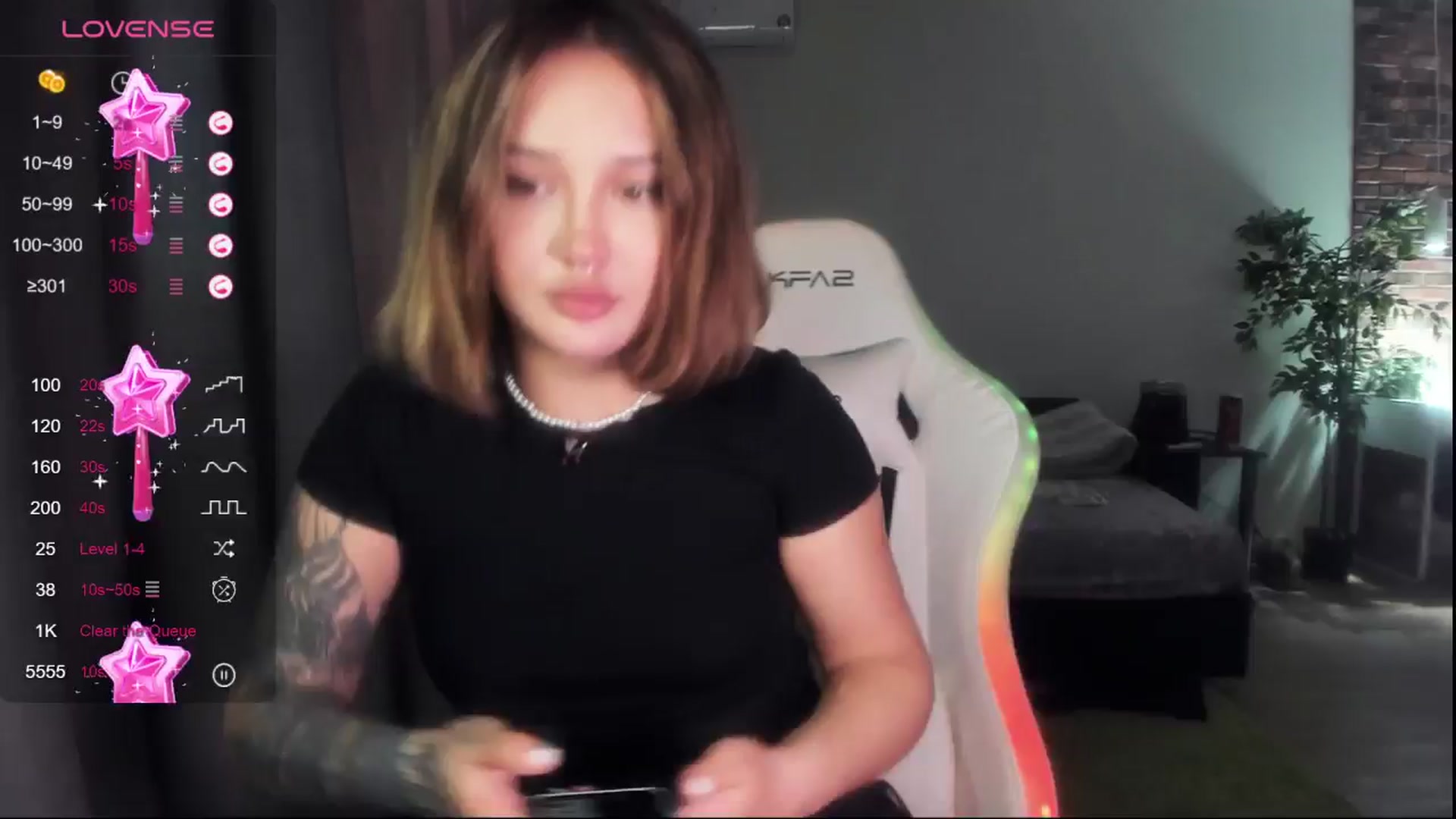 Gallery image thumbnail from Littlewetgirl's myfreecams stream on, 04/30/2024, 12:31 image 12 of 20