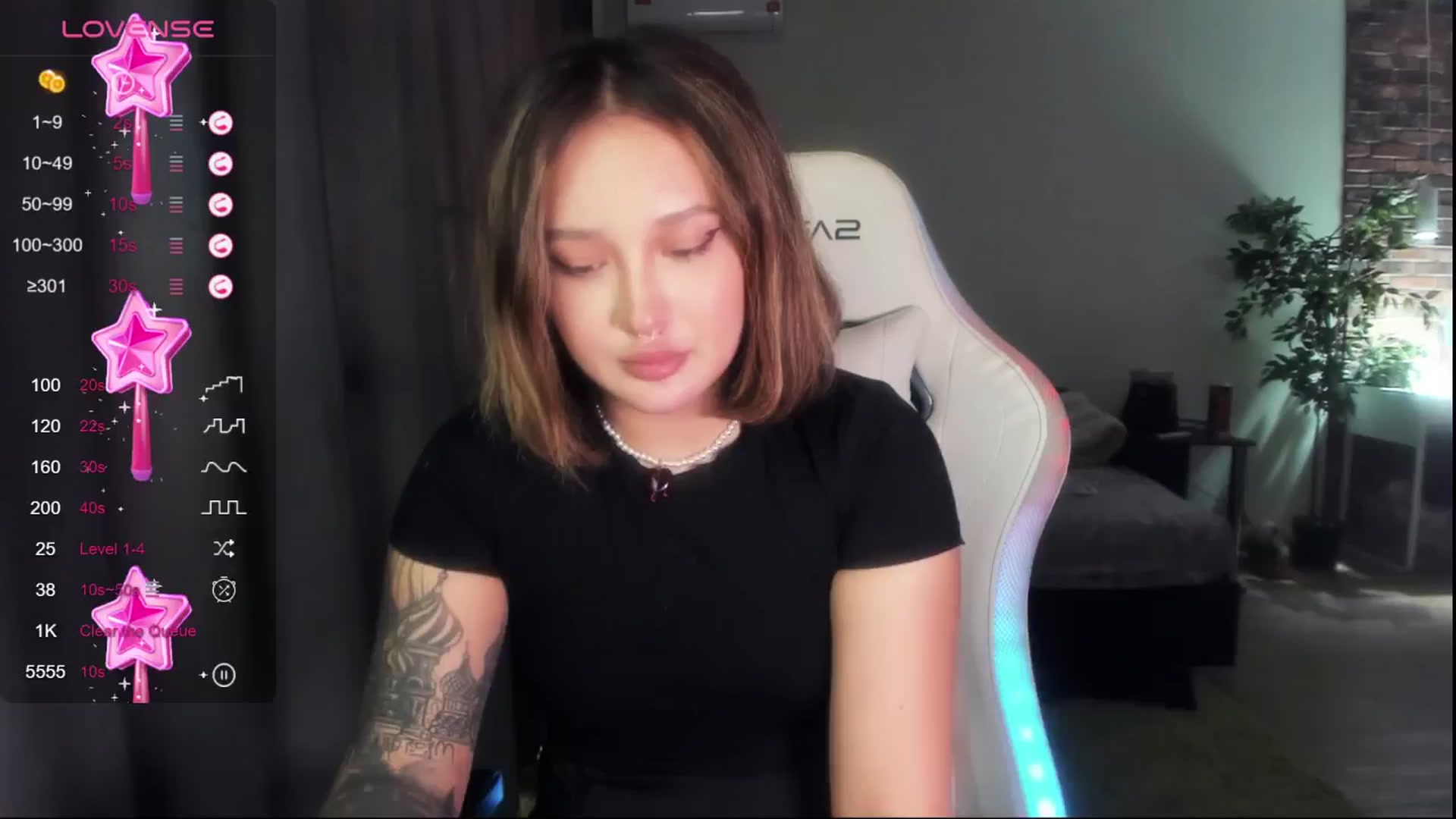 Gallery image thumbnail from Littlewetgirl's myfreecams stream on, 04/30/2024, 12:31 image 9 of 20