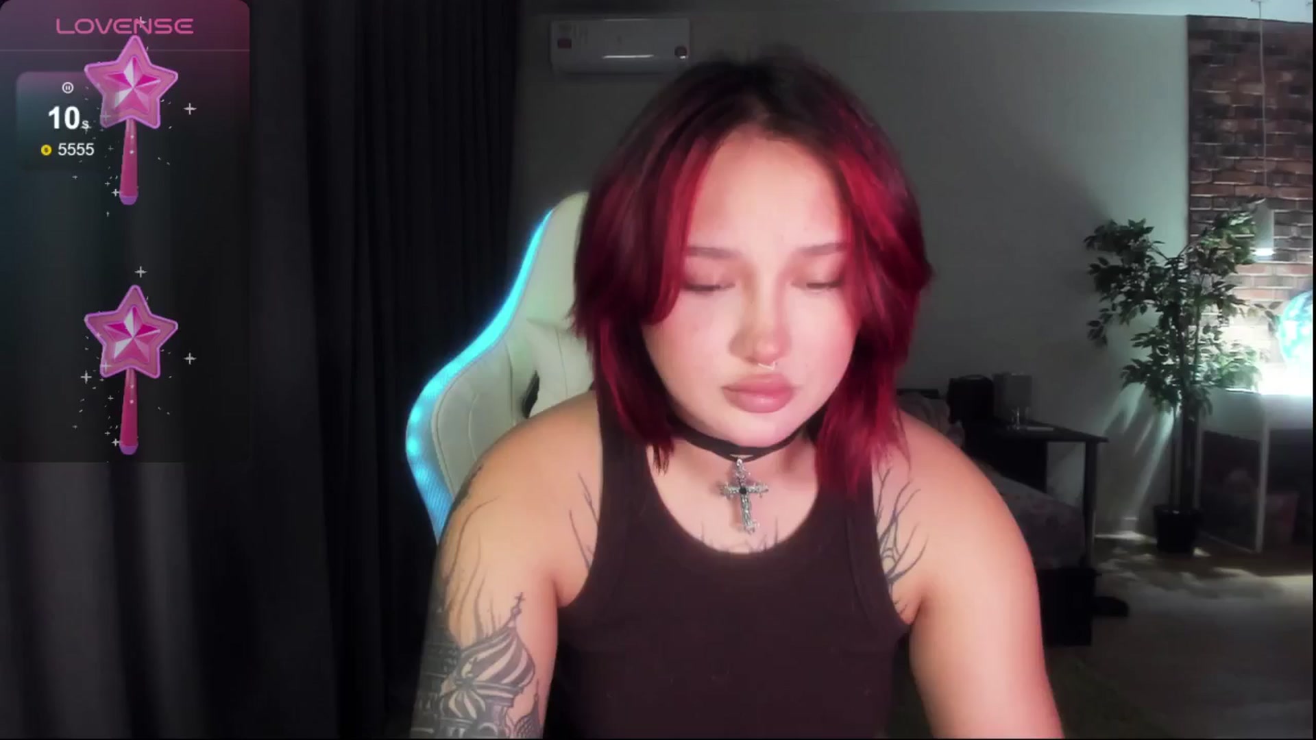 Gallery image thumbnail from Littlewetgirl's myfreecams stream on, 05/03/2024, 15:46 image 2 of 20