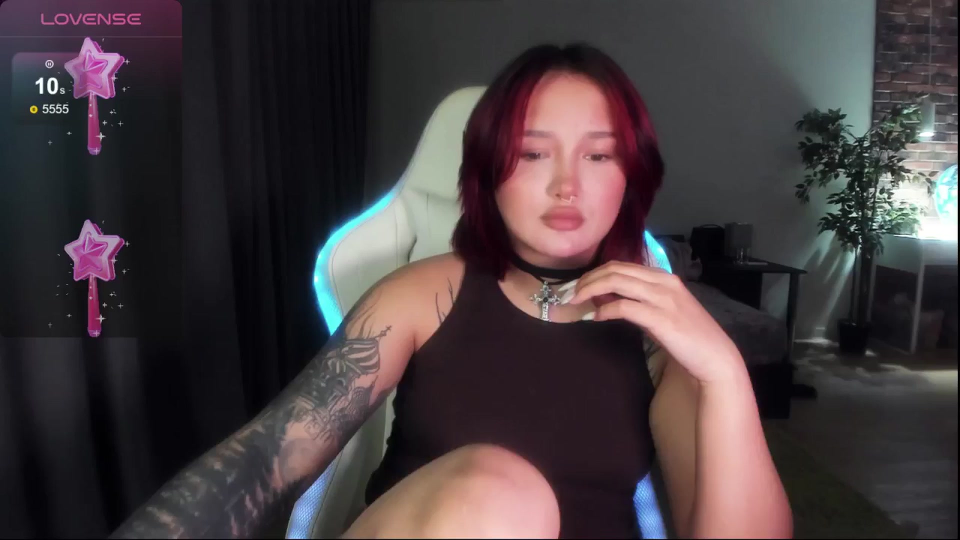 Gallery image thumbnail from Littlewetgirl's myfreecams stream on, 05/03/2024, 15:46 image 6 of 20