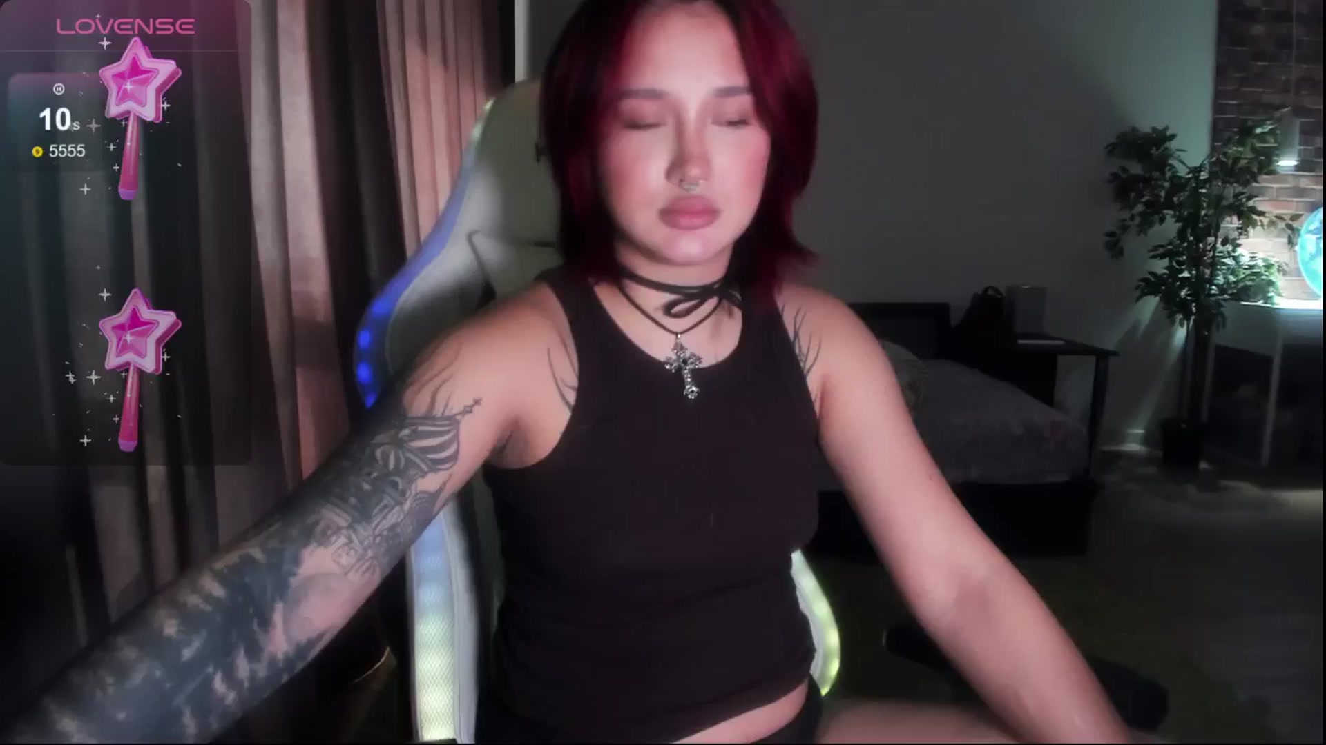Gallery image thumbnail from Littlewetgirl's myfreecams stream on, 05/04/2024, 11:42 image 4 of 20