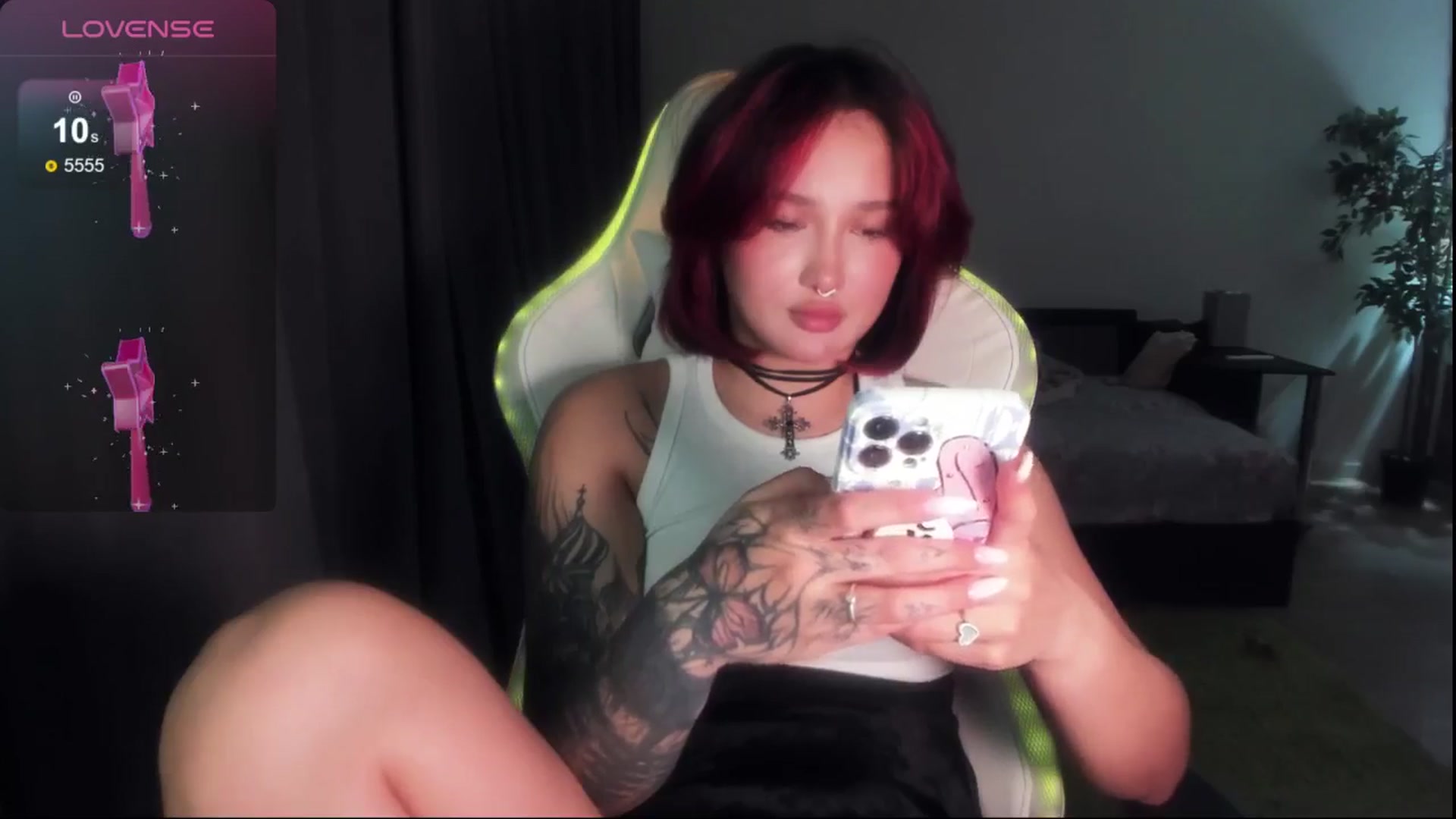 Gallery image thumbnail from Littlewetgirl's myfreecams stream on, 05/05/2024, 14:30 image 7 of 20