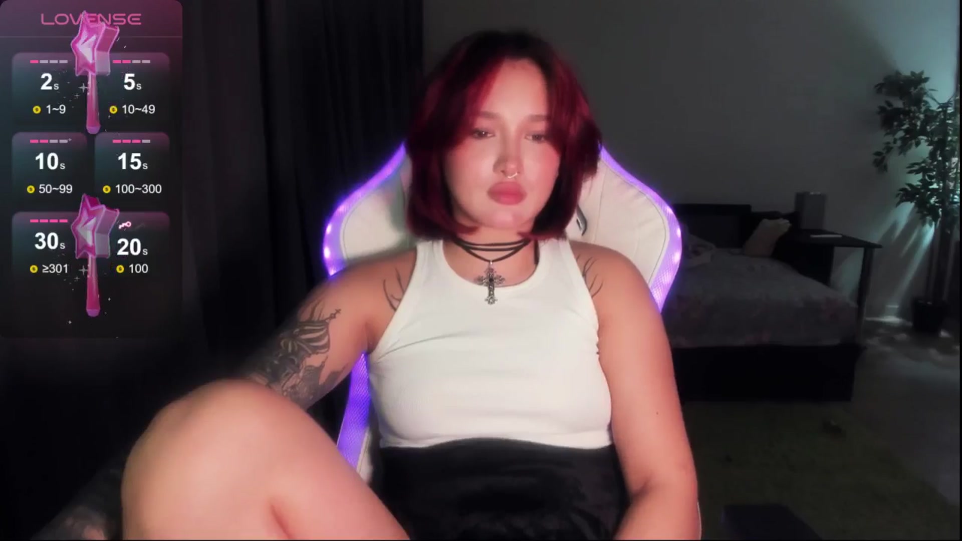 Gallery image thumbnail from Littlewetgirl's myfreecams stream on, 05/05/2024, 14:30 image 8 of 20