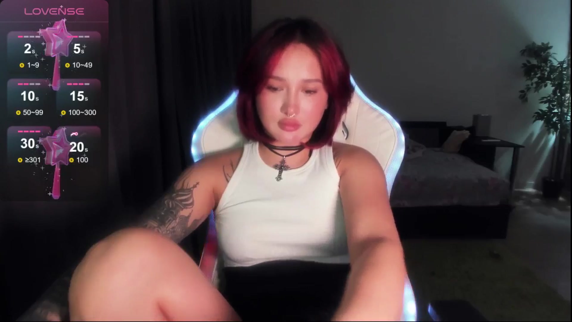 Gallery image thumbnail from Littlewetgirl's myfreecams stream on, 05/05/2024, 14:30 image 10 of 20