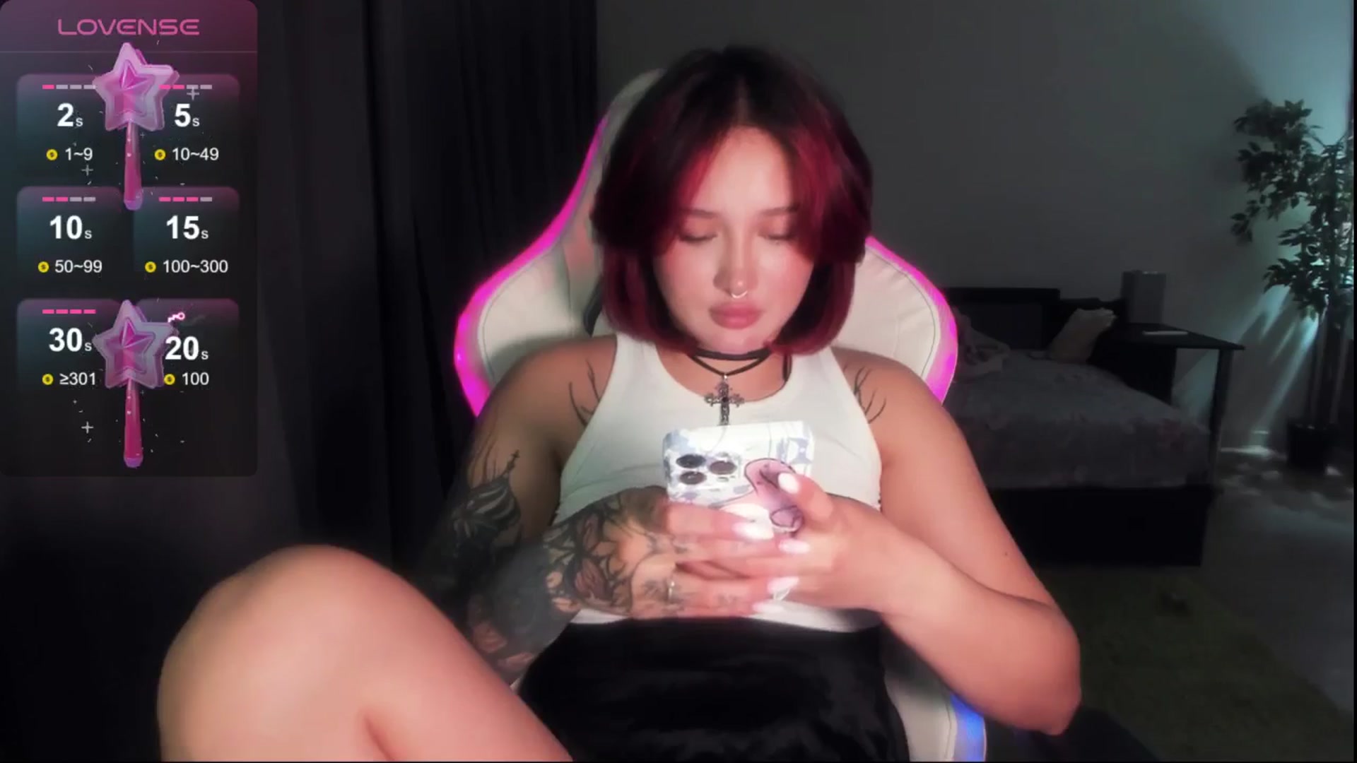 Gallery image thumbnail from Littlewetgirl's myfreecams stream on, 05/05/2024, 14:30 image 20 of 20