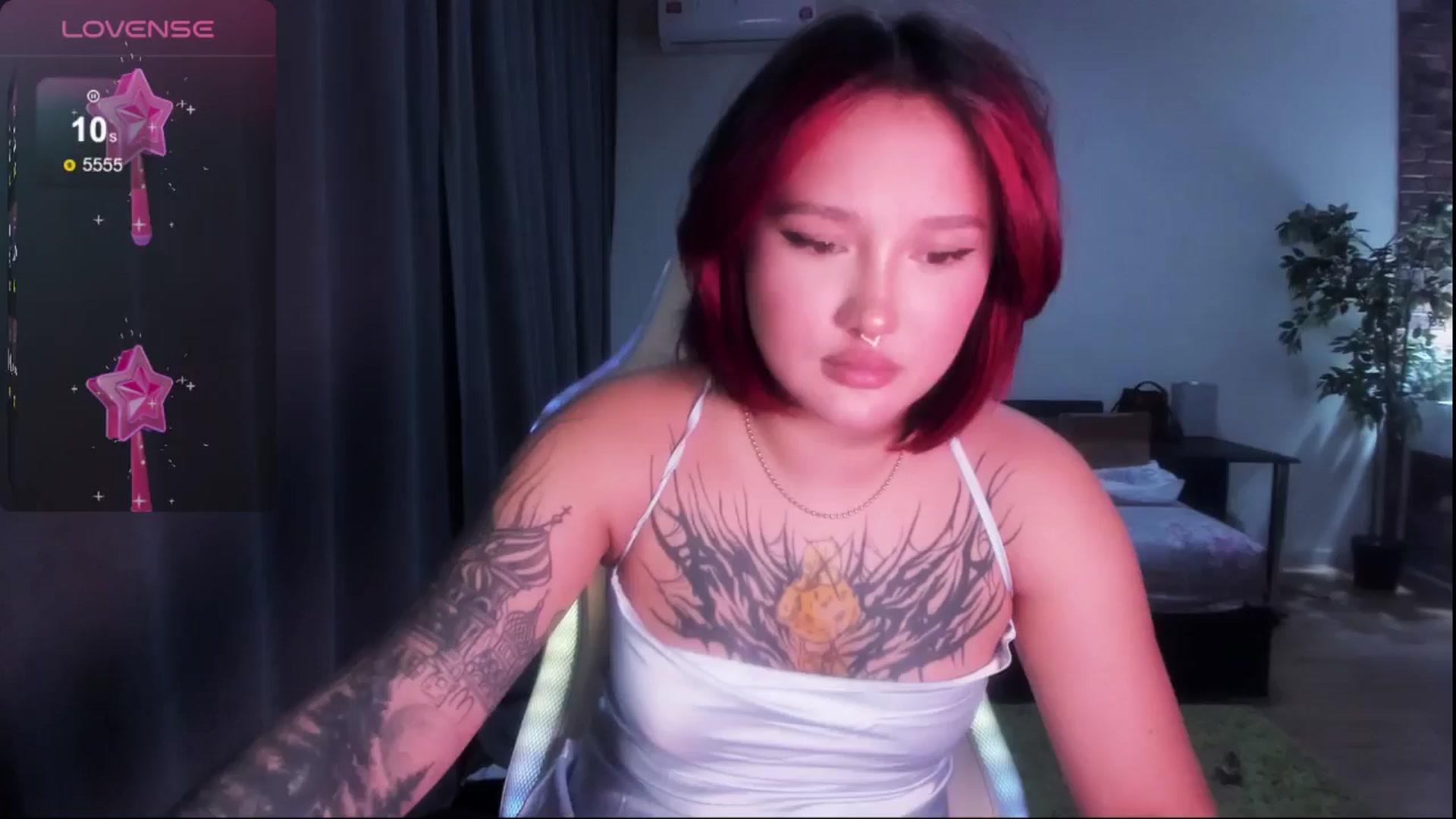 Gallery image thumbnail from Littlewetgirl's myfreecams stream on, 05/06/2024, 14:12 image 14 of 20
