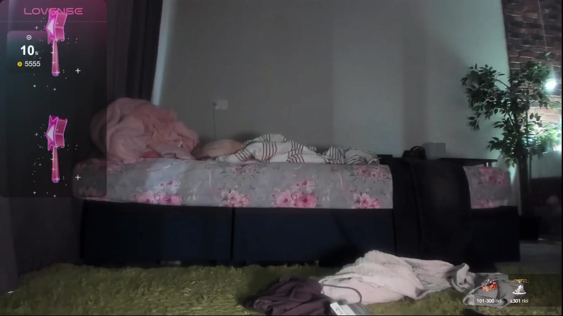 Gallery image thumbnail from Littlewetgirl's myfreecams stream on, 05/07/2024, 08:16 image 19 of 20