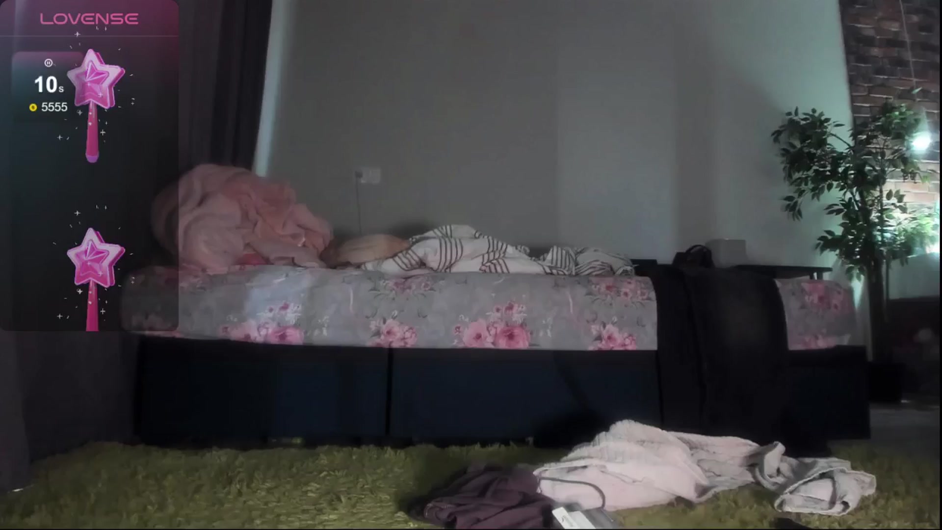Gallery image thumbnail from Littlewetgirl's myfreecams stream on, 05/07/2024, 08:16 image 20 of 20