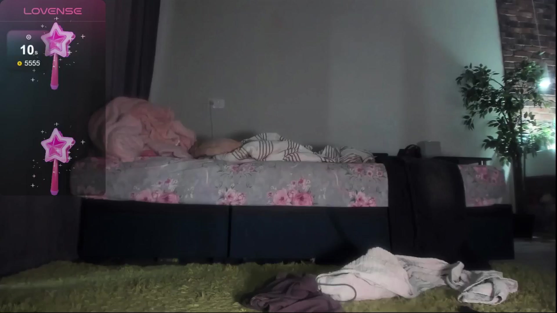 Gallery image thumbnail from Littlewetgirl's myfreecams stream on, 05/07/2024, 08:16 image 16 of 20