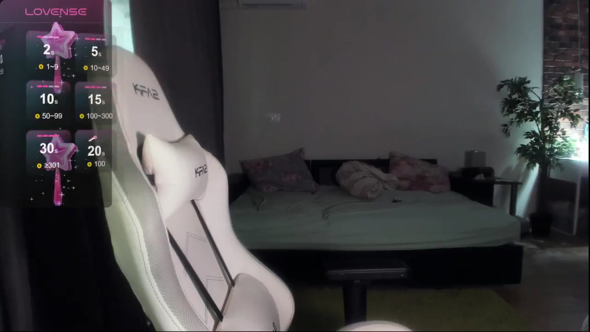 Gallery image thumbnail from Littlewetgirl's myfreecams stream on, 05/17/2024, 14:00 image 18 of 20