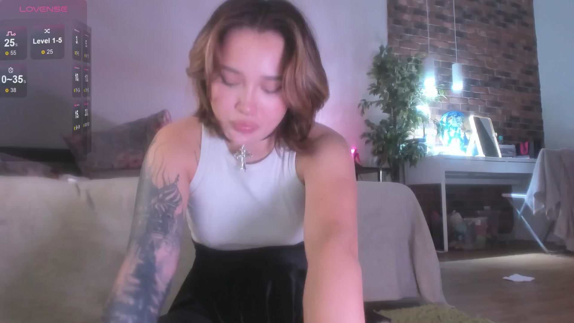 Gallery image thumbnail from Littlewetgirl's myfreecams stream on, 06/13/2024, 09:05 image 6 of 20