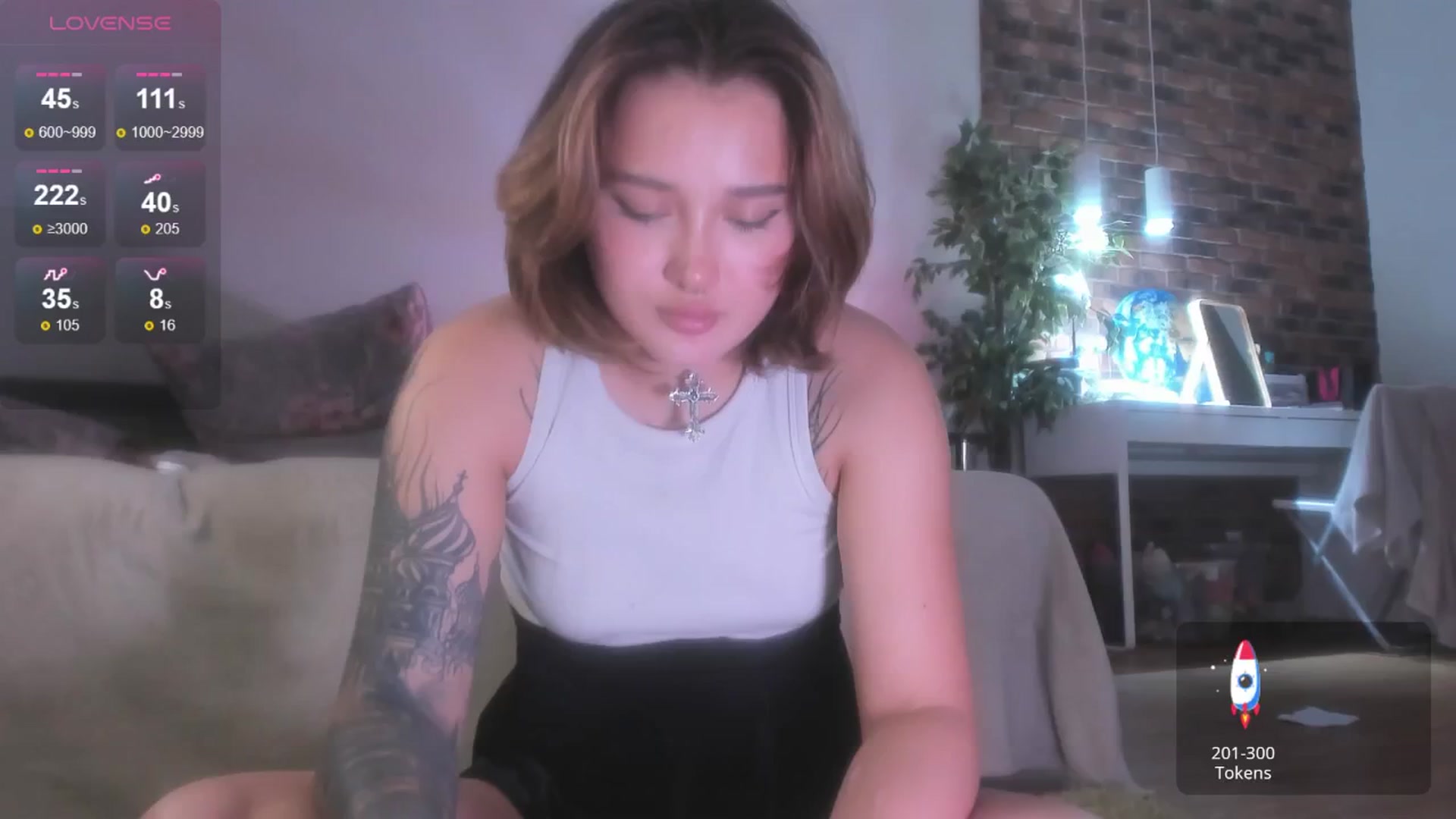 Gallery image thumbnail from Littlewetgirl's myfreecams stream on, 06/13/2024, 09:05 image 14 of 20