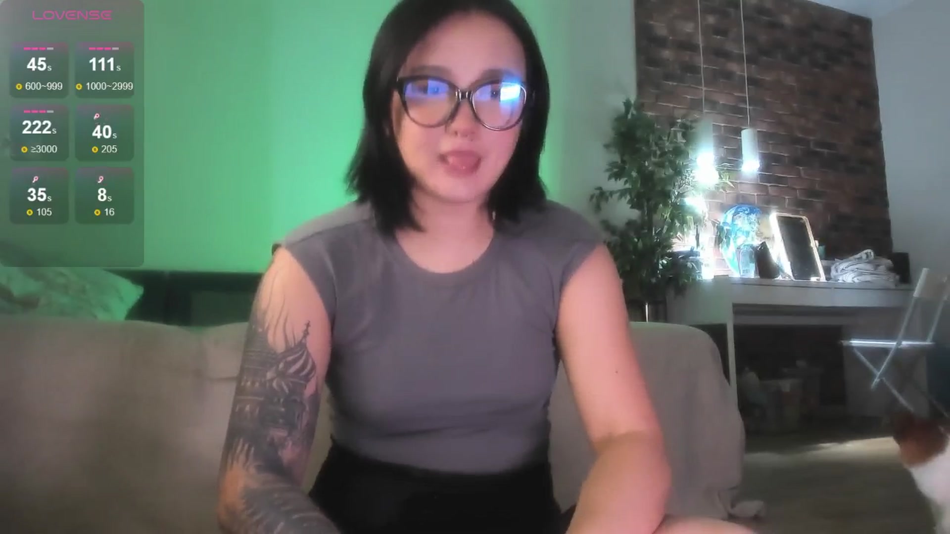 Gallery image thumbnail from Littlewetgirl's myfreecams stream on, 06/19/2024, 10:42 image 6 of 20