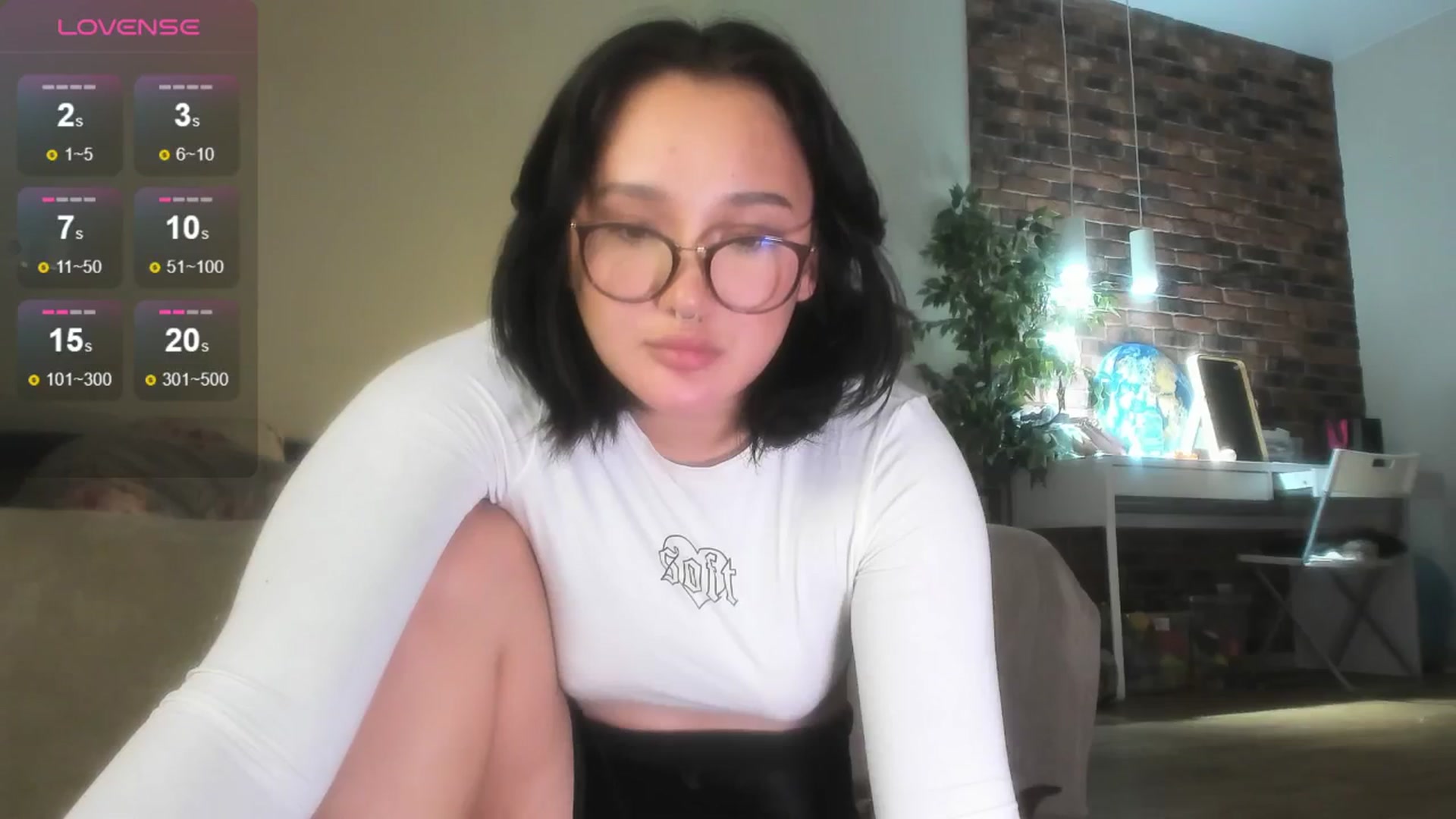 Gallery image thumbnail from Littlewetgirl's myfreecams stream on, 06/23/2024, 09:52 image 9 of 20