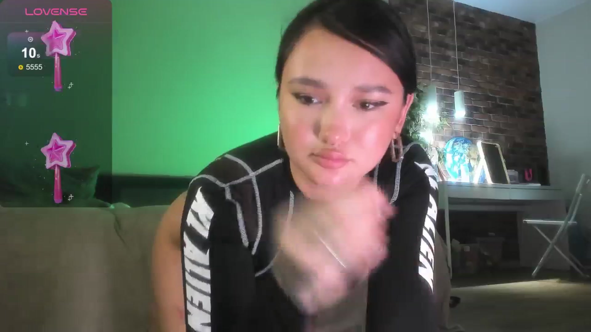Gallery image thumbnail from Littlewetgirl's myfreecams stream on, 06/30/2024, 16:02 image 15 of 20