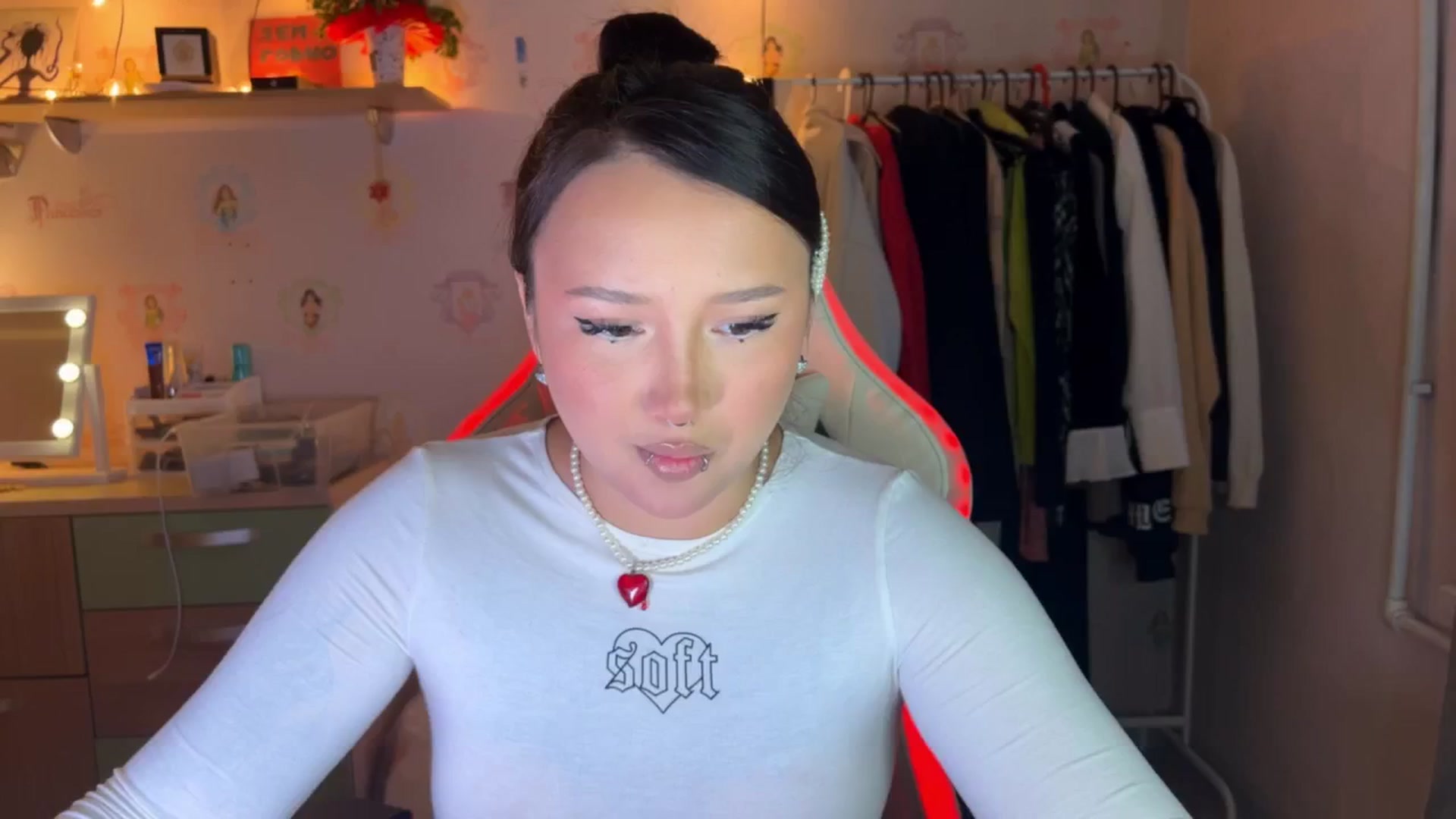 Gallery image thumbnail from Littlewetgirl's myfreecams stream on, 09/27/2024, 12:14 image 3 of 20