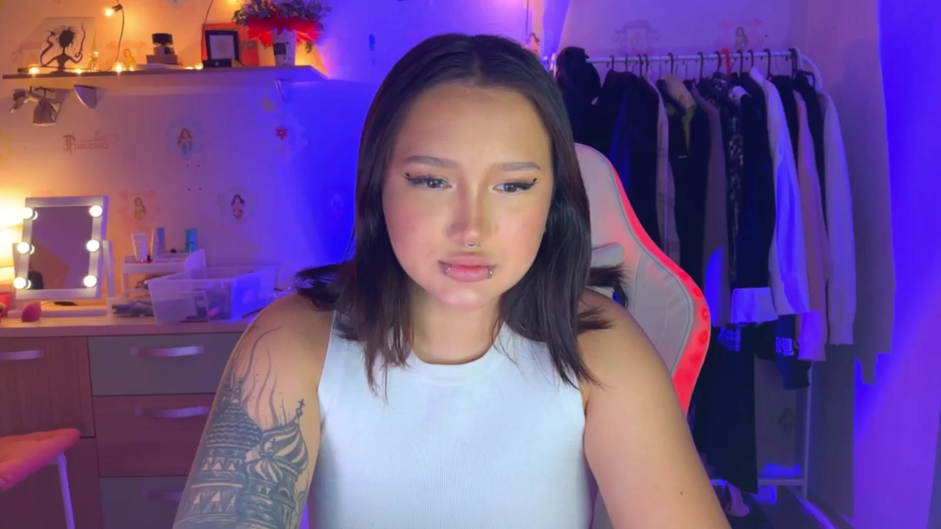 Gallery image thumbnail from Littlewetgirl's myfreecams stream on, 10/01/2024, 14:44 image 1 of 20