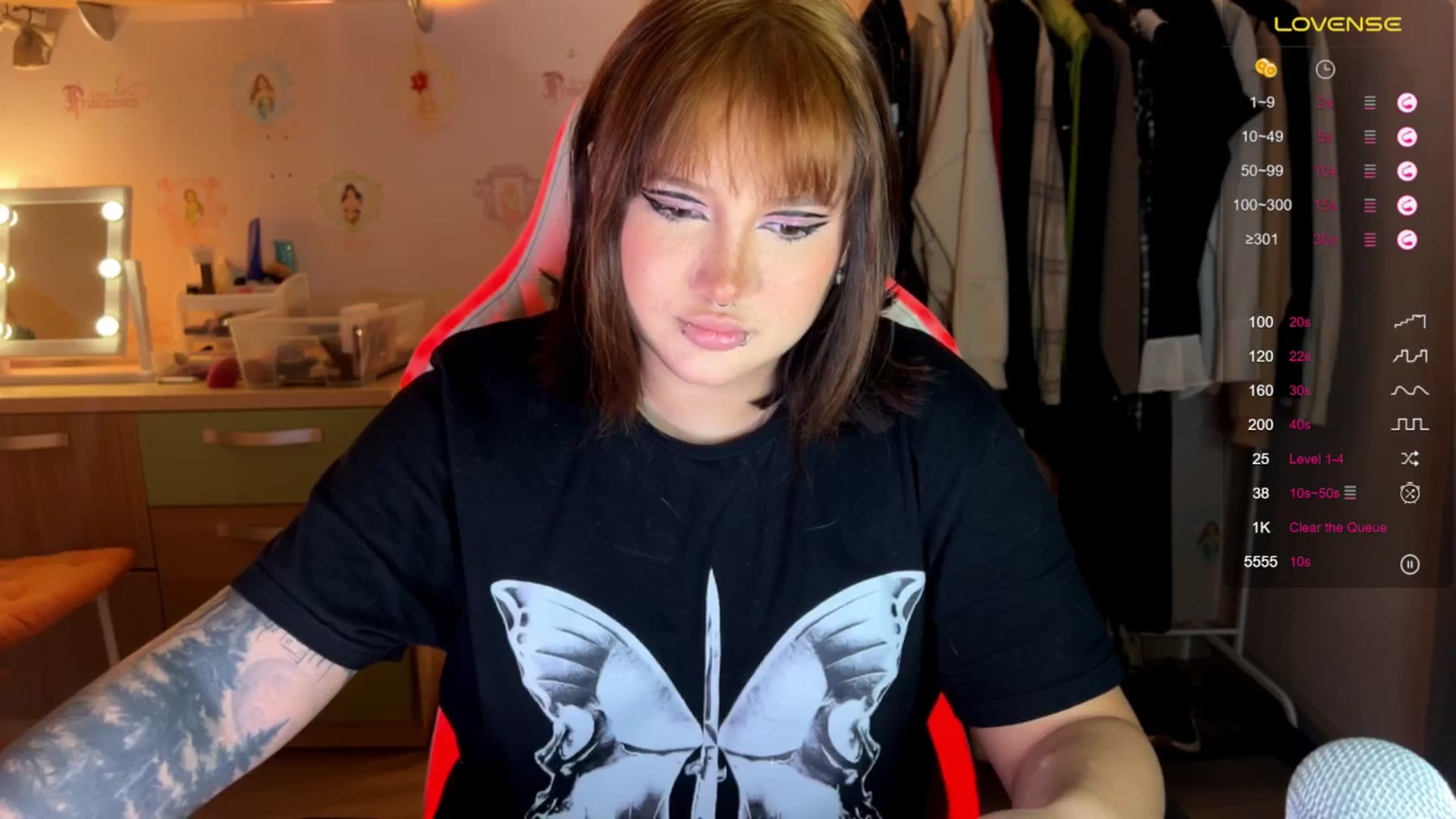 Gallery image thumbnail from Littlewetgirl's myfreecams stream on, 10/17/2024, 12:21 image 4 of 20