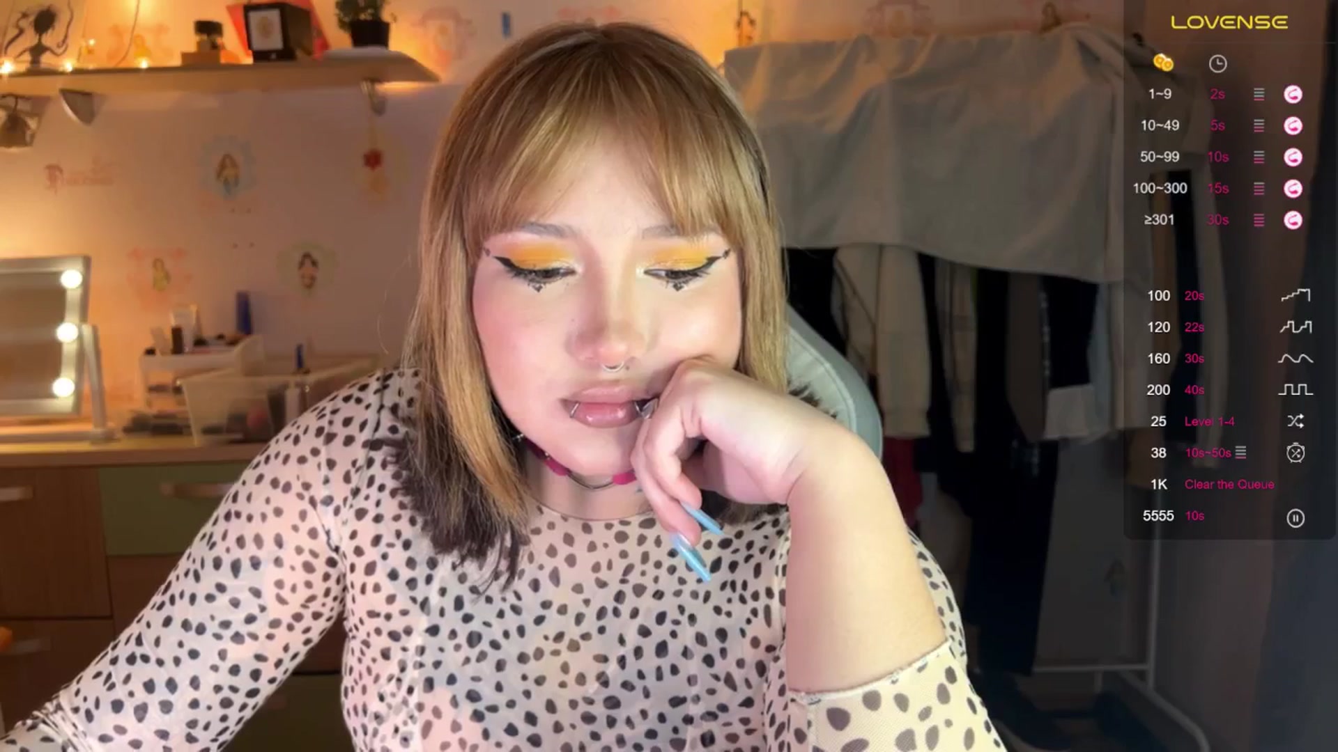 Gallery image thumbnail from Littlewetgirl's myfreecams stream on, 10/23/2024, 13:40 image 15 of 20