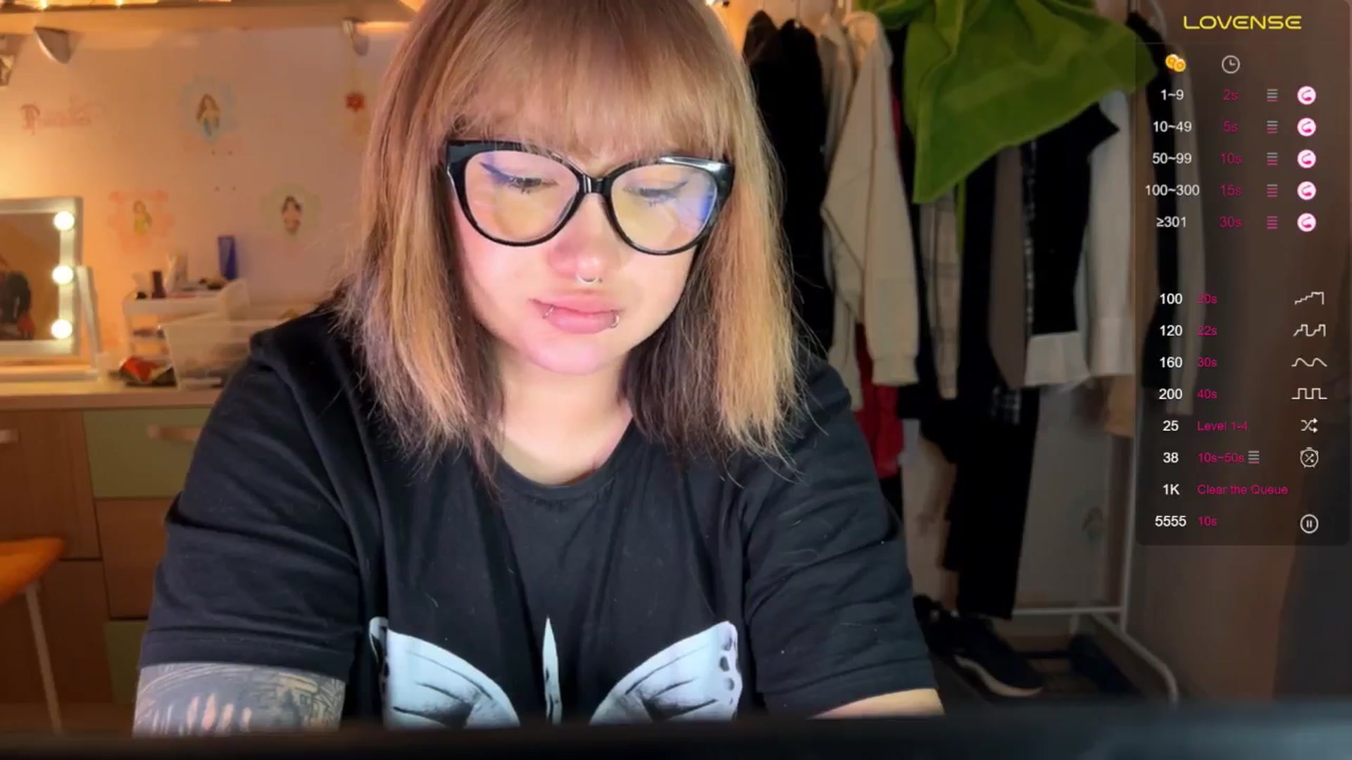 Gallery image thumbnail from Littlewetgirl's myfreecams stream on, 10/24/2024, 18:01 image 18 of 20