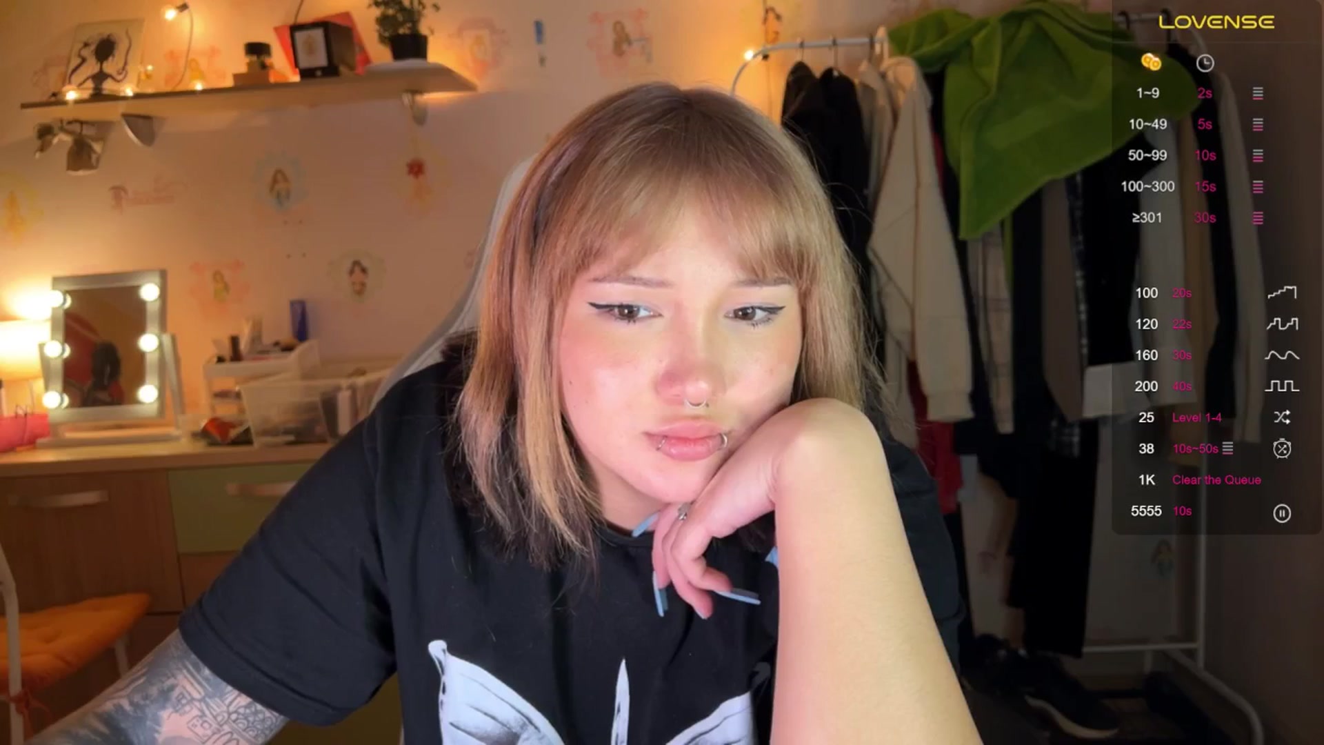 Gallery image thumbnail from Littlewetgirl's myfreecams stream on, 10/24/2024, 18:01 image 10 of 20