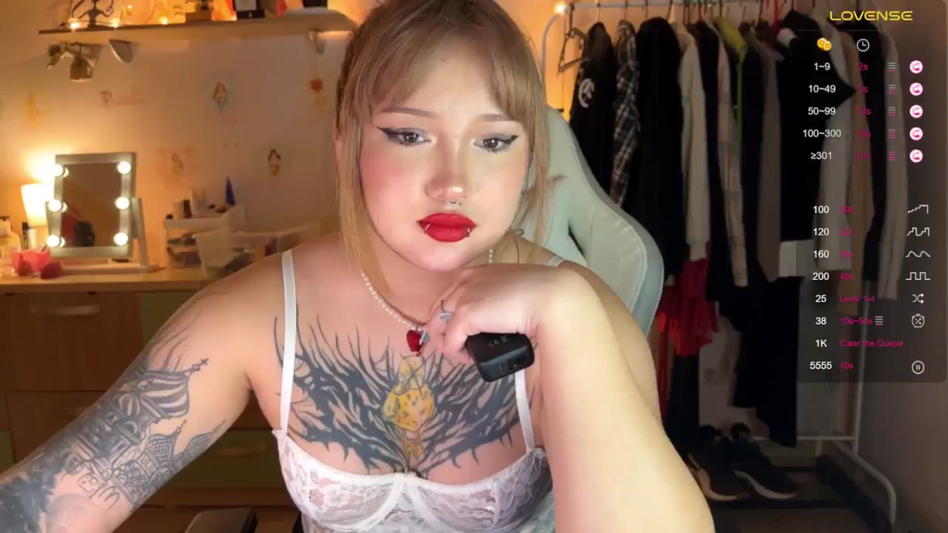 Gallery image thumbnail from Littlewetgirl's myfreecams stream on, 10/29/2024, 12:17 image 19 of 20