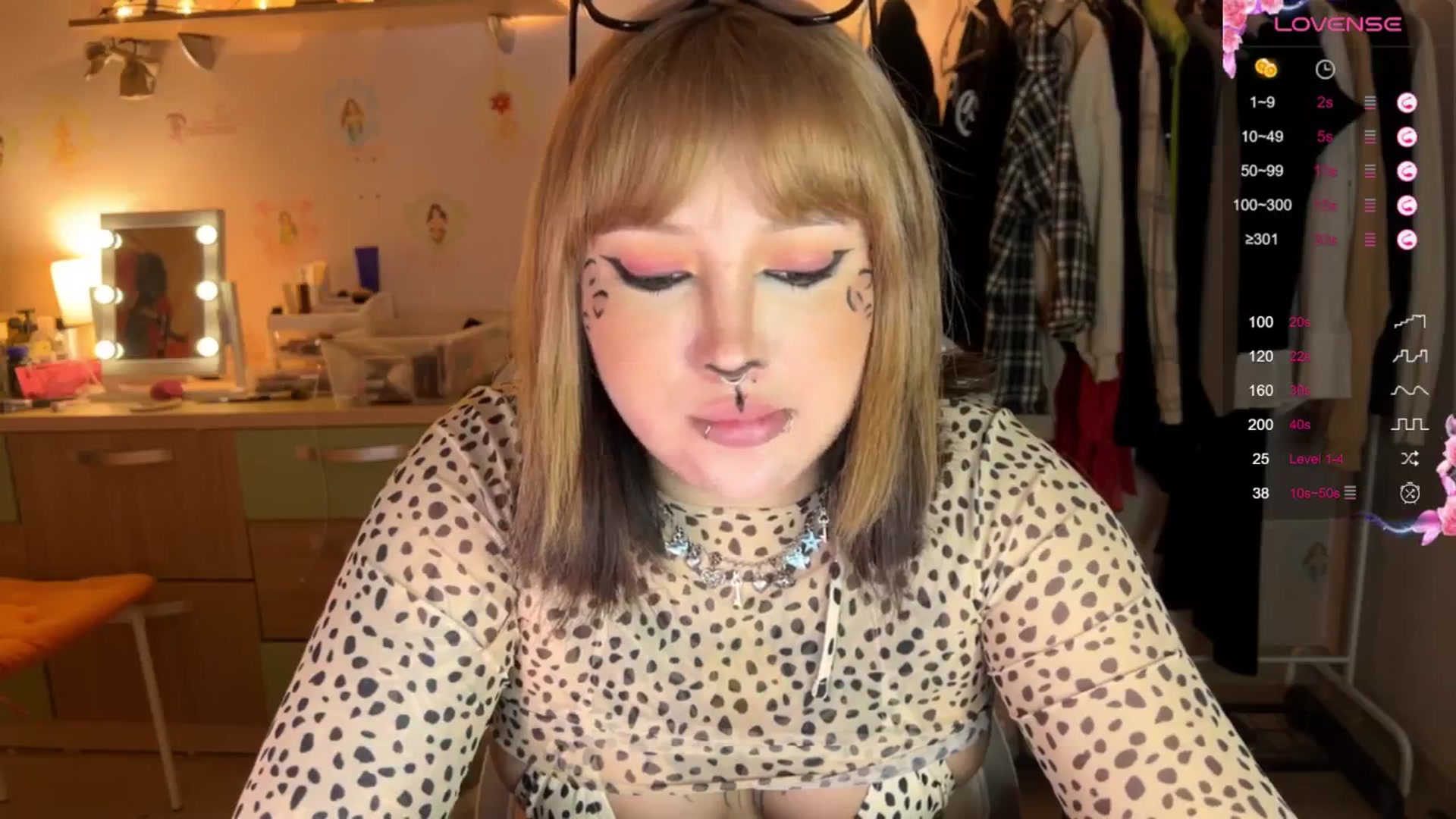 Gallery image thumbnail from Littlewetgirl's myfreecams stream on, 10/30/2024, 11:48 image 12 of 20