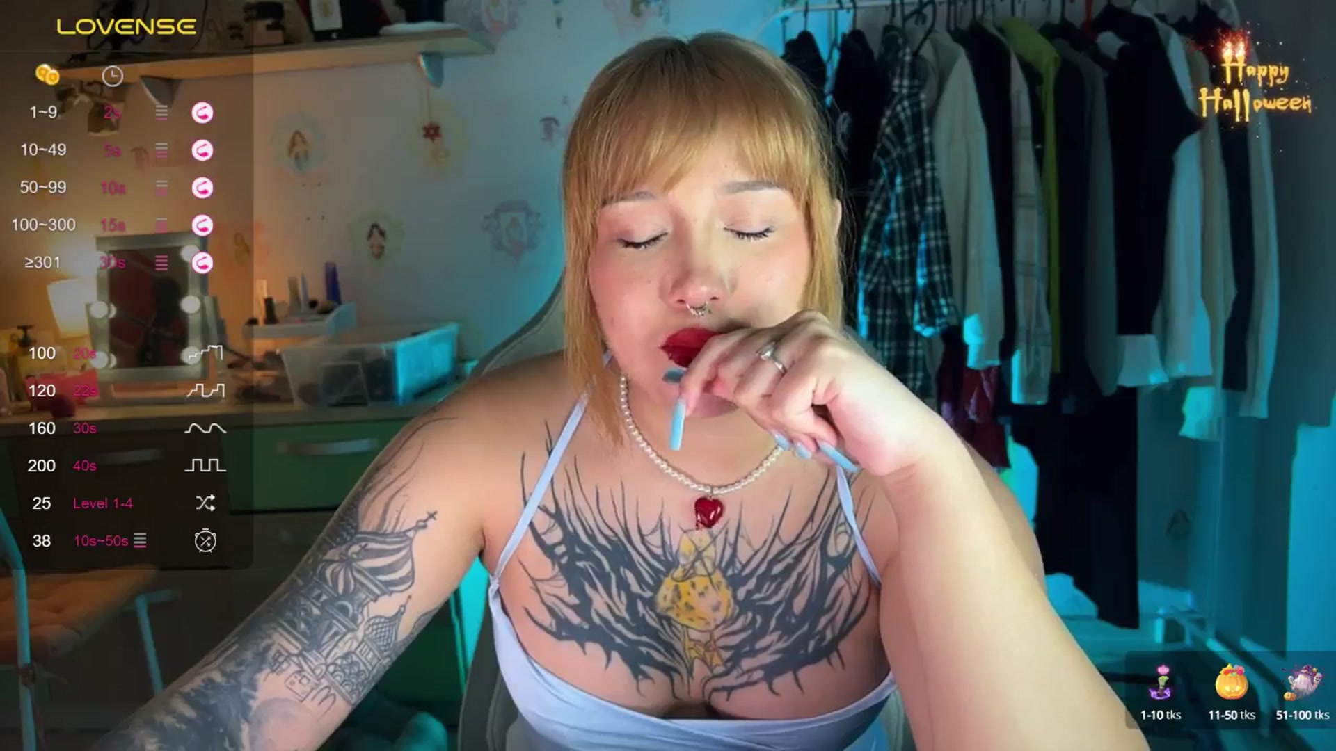Gallery image thumbnail from Littlewetgirl's myfreecams stream on, 11/03/2024, 15:00 image 8 of 20