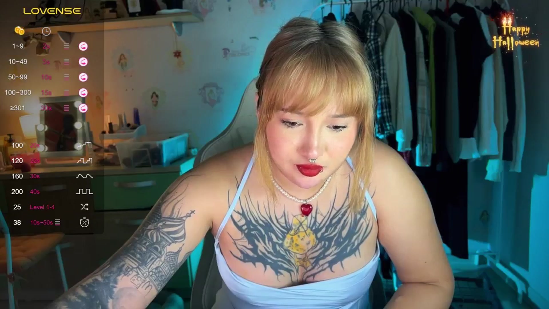 Gallery image thumbnail from Littlewetgirl's myfreecams stream on, 11/03/2024, 15:00 image 15 of 20