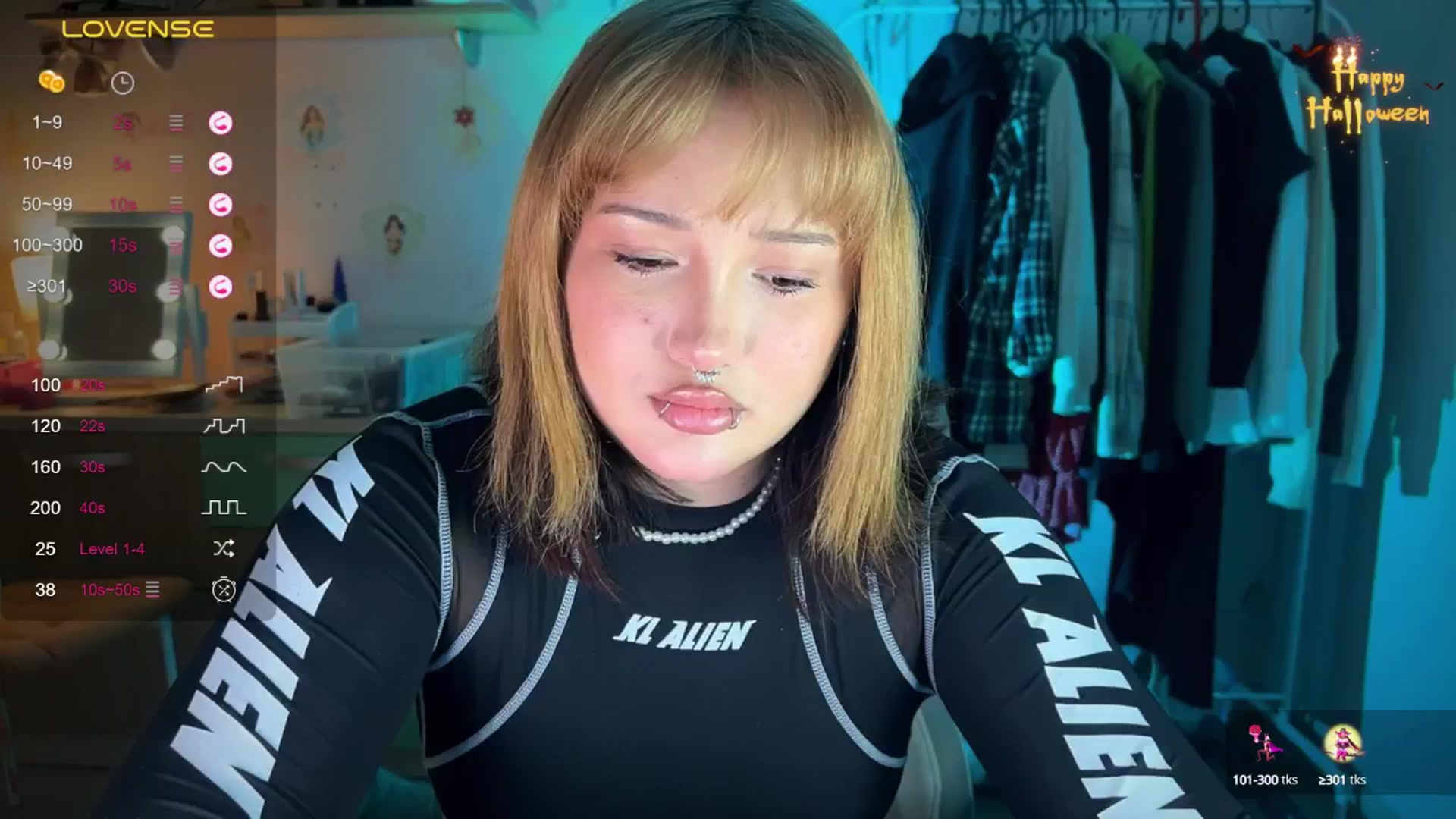 Gallery image thumbnail from Littlewetgirl's myfreecams stream on, 11/04/2024, 10:07 image 1 of 20