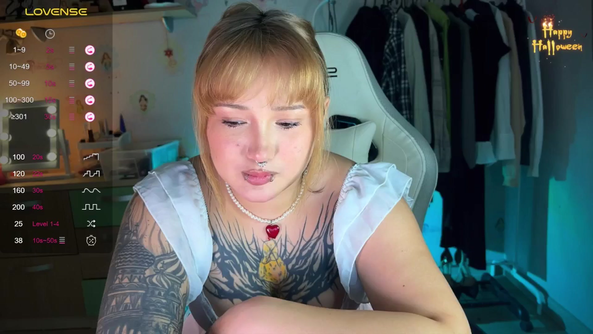 Gallery image thumbnail from Littlewetgirl's myfreecams stream on, 11/04/2024, 10:07 image 6 of 20
