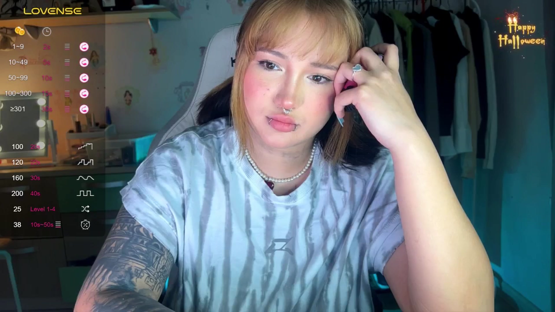 Gallery image thumbnail from Littlewetgirl's myfreecams stream on, 11/04/2024, 13:39 image 13 of 20