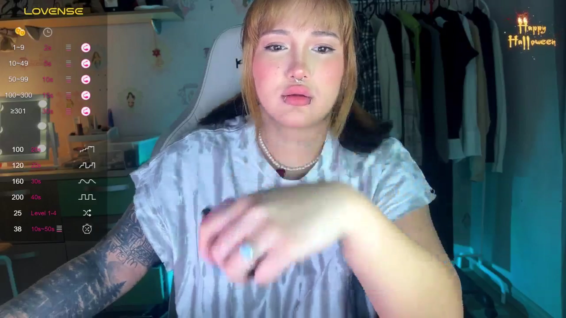 Gallery image thumbnail from Littlewetgirl's myfreecams stream on, 11/04/2024, 13:39 image 5 of 20