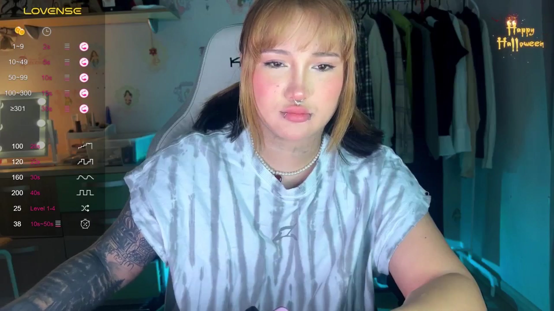 Gallery image thumbnail from Littlewetgirl's myfreecams stream on, 11/04/2024, 13:39 image 8 of 20