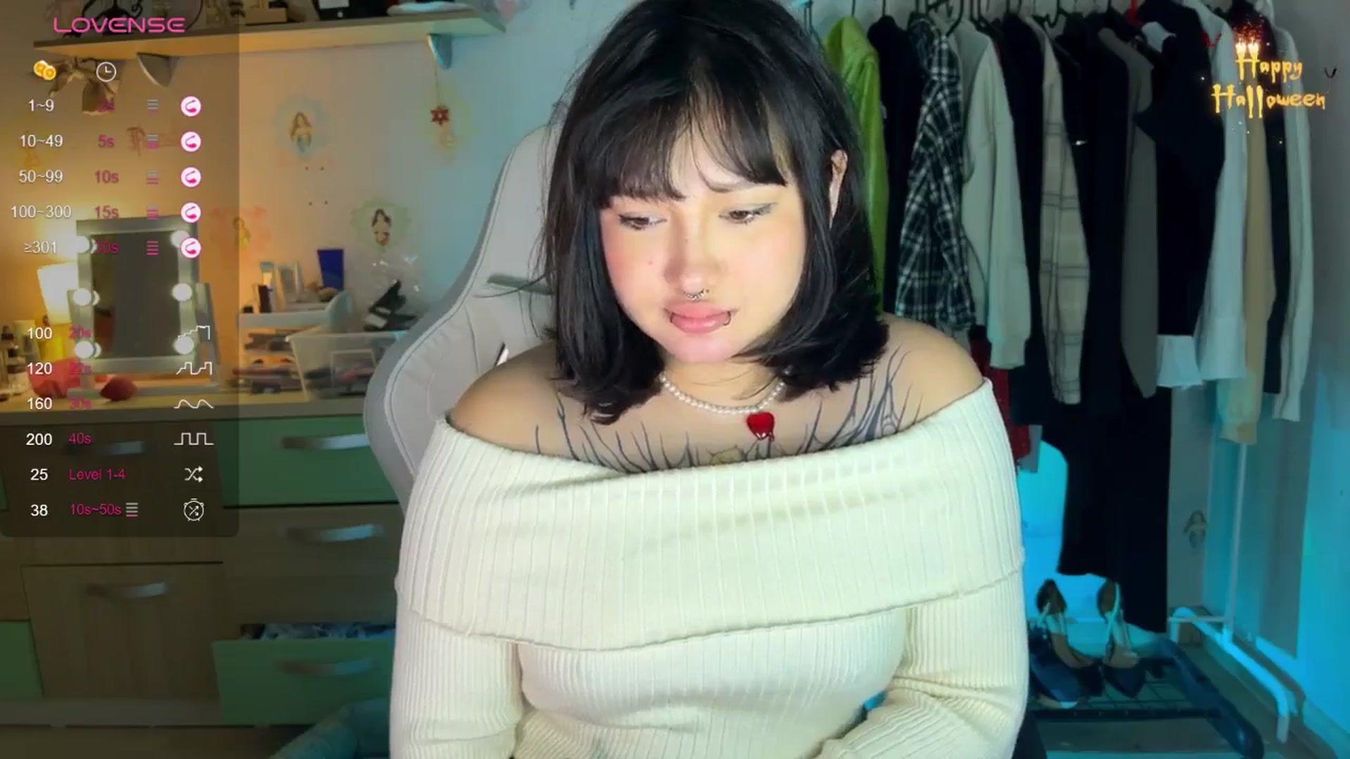 Gallery image thumbnail from Littlewetgirl's myfreecams stream on, 11/08/2024, 12:24 image 6 of 20