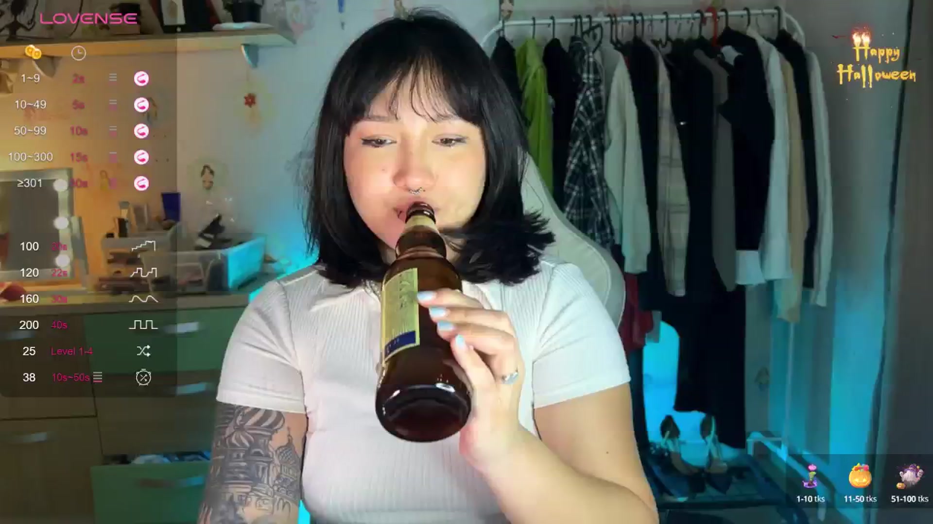 Gallery image thumbnail from Littlewetgirl's myfreecams stream on, 11/08/2024, 14:28 image 1 of 20
