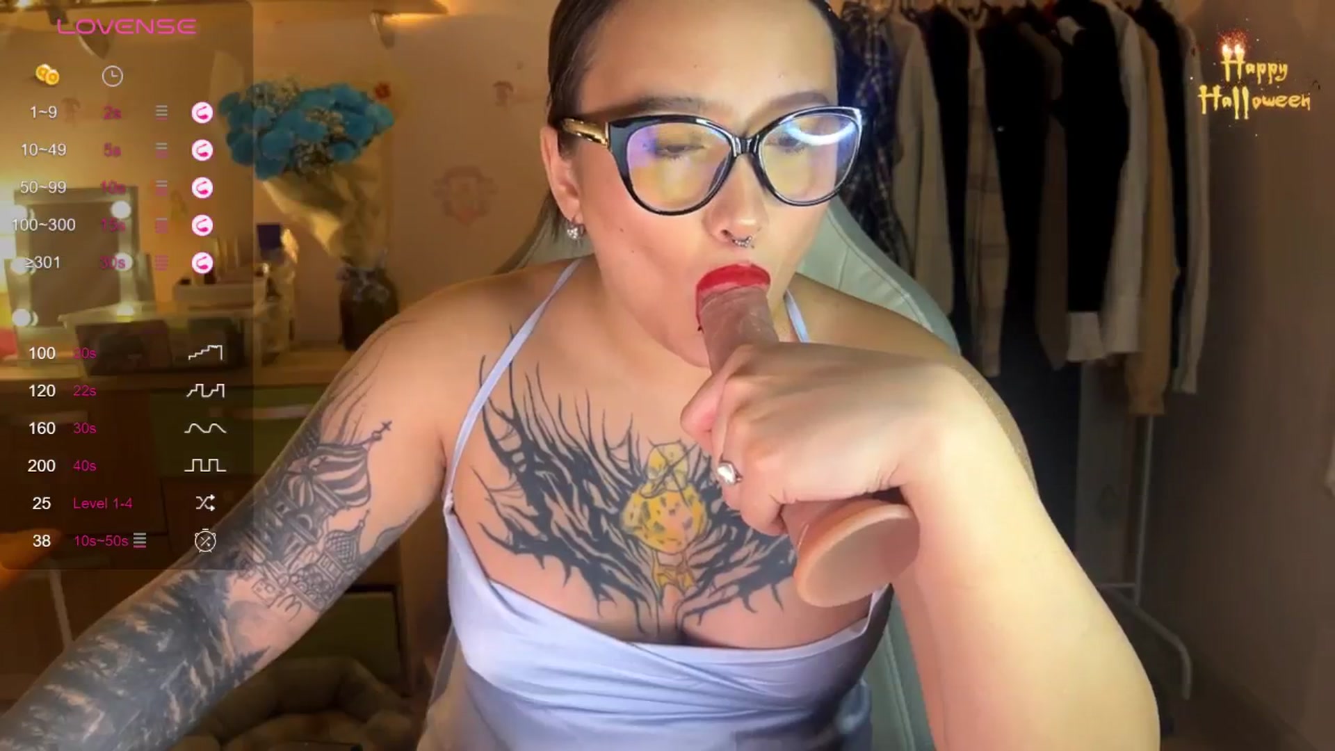 Gallery image thumbnail from Littlewetgirl's myfreecams stream on, 11/11/2024, 16:20 image 19 of 20