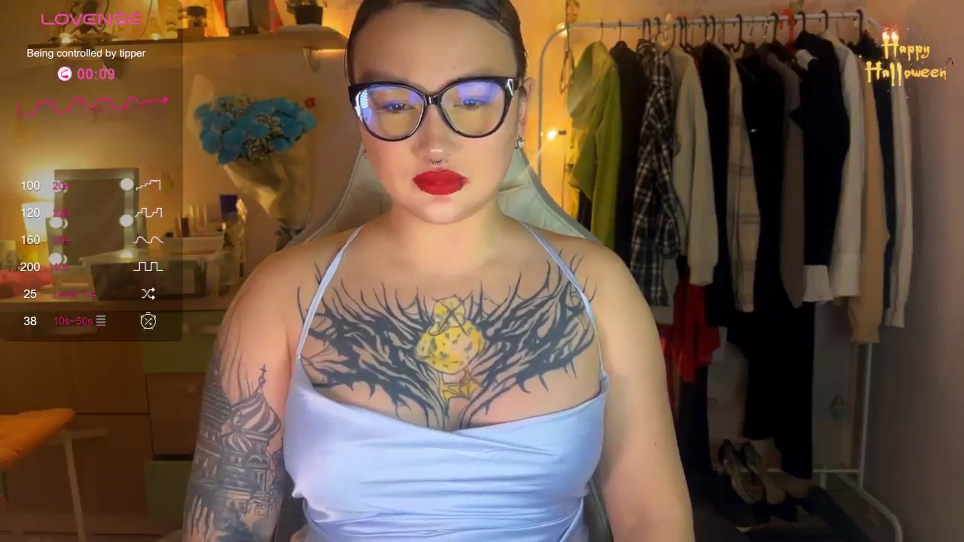 Gallery image thumbnail from Littlewetgirl's myfreecams stream on, 11/11/2024, 16:20 image 4 of 20