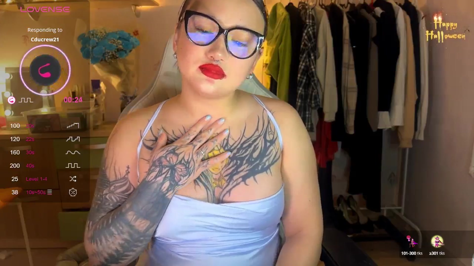 Gallery image thumbnail from Littlewetgirl's myfreecams stream on, 11/11/2024, 16:20 image 7 of 20