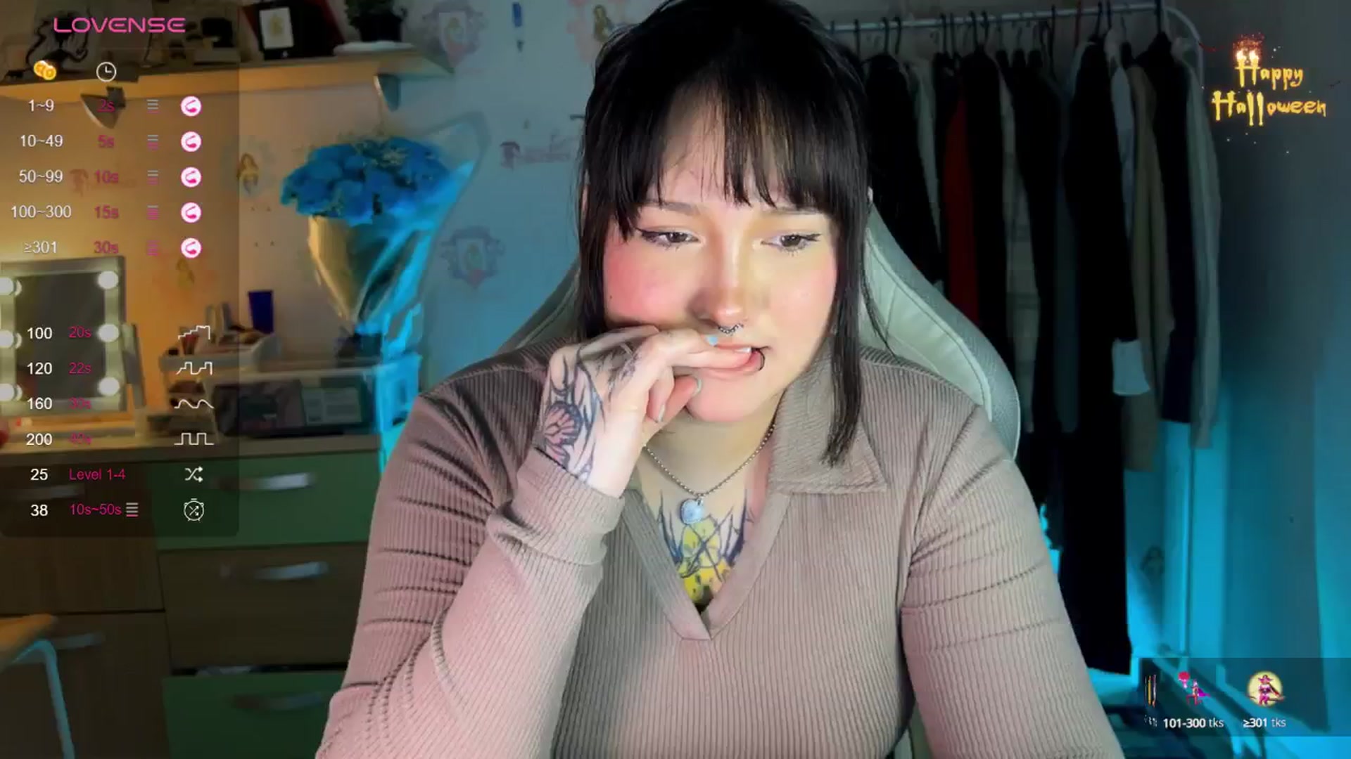 Gallery image thumbnail from Littlewetgirl's myfreecams stream on, 11/15/2024, 09:53 image 2 of 20