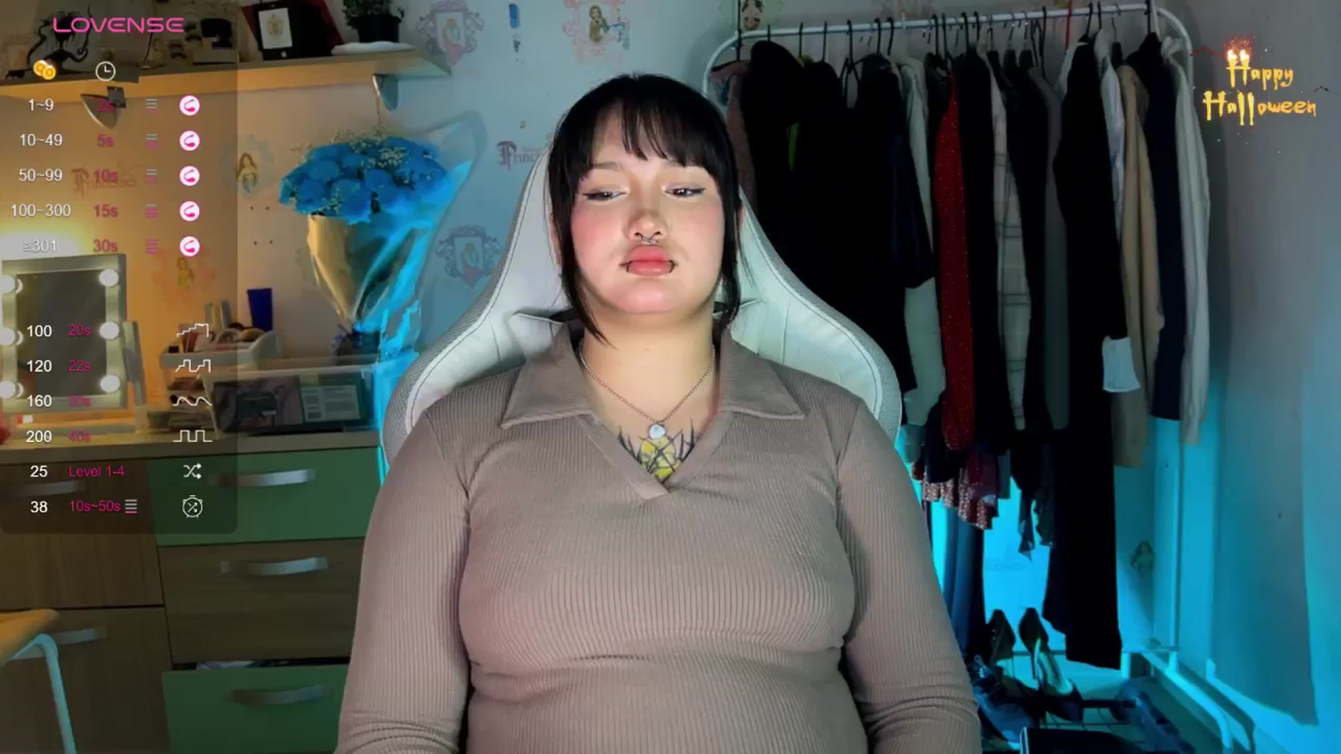 Gallery image thumbnail from Littlewetgirl's myfreecams stream on, 11/15/2024, 09:53 image 16 of 20