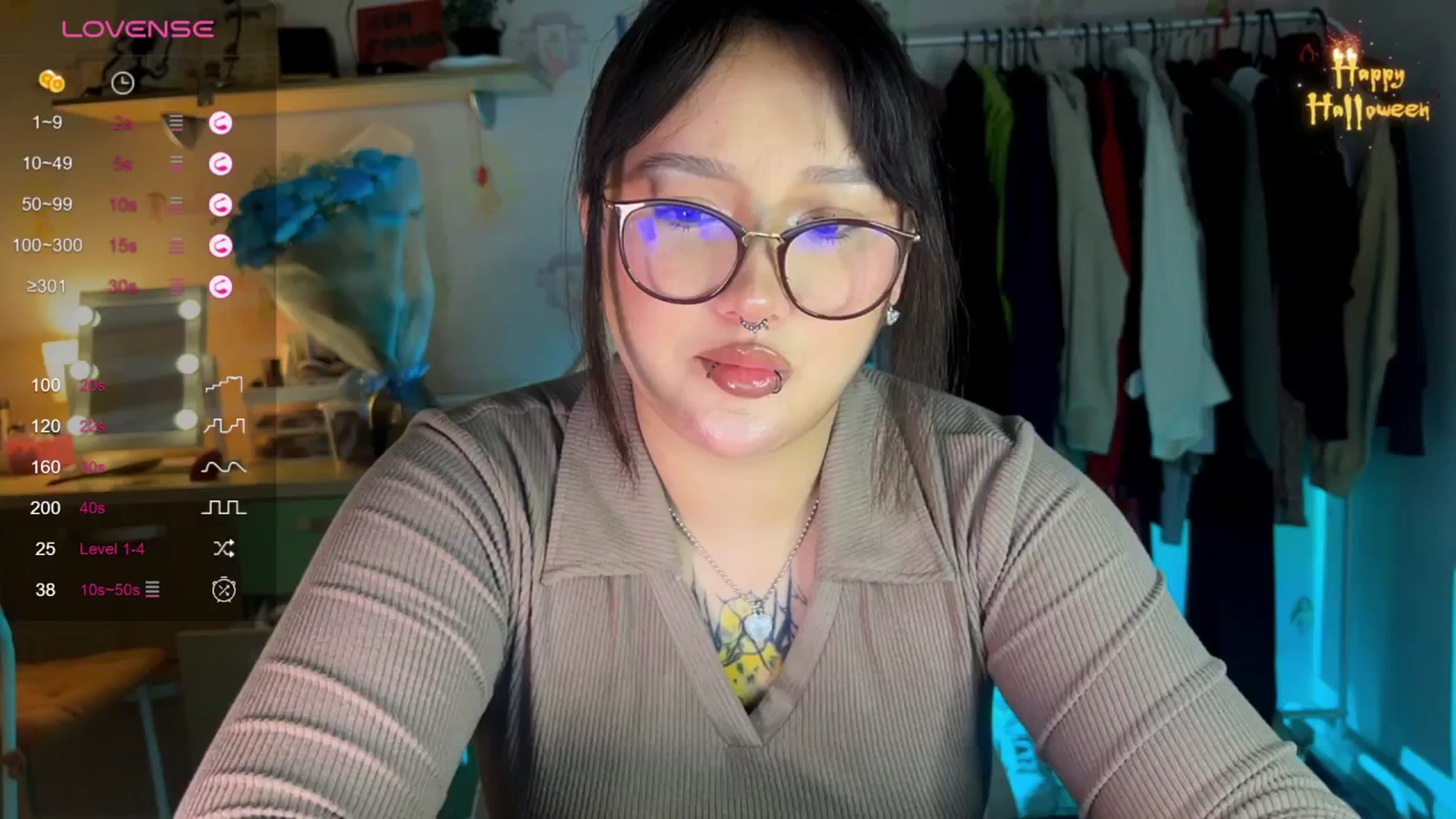 Gallery image thumbnail from Littlewetgirl's myfreecams stream on, 11/17/2024, 13:28 image 4 of 20