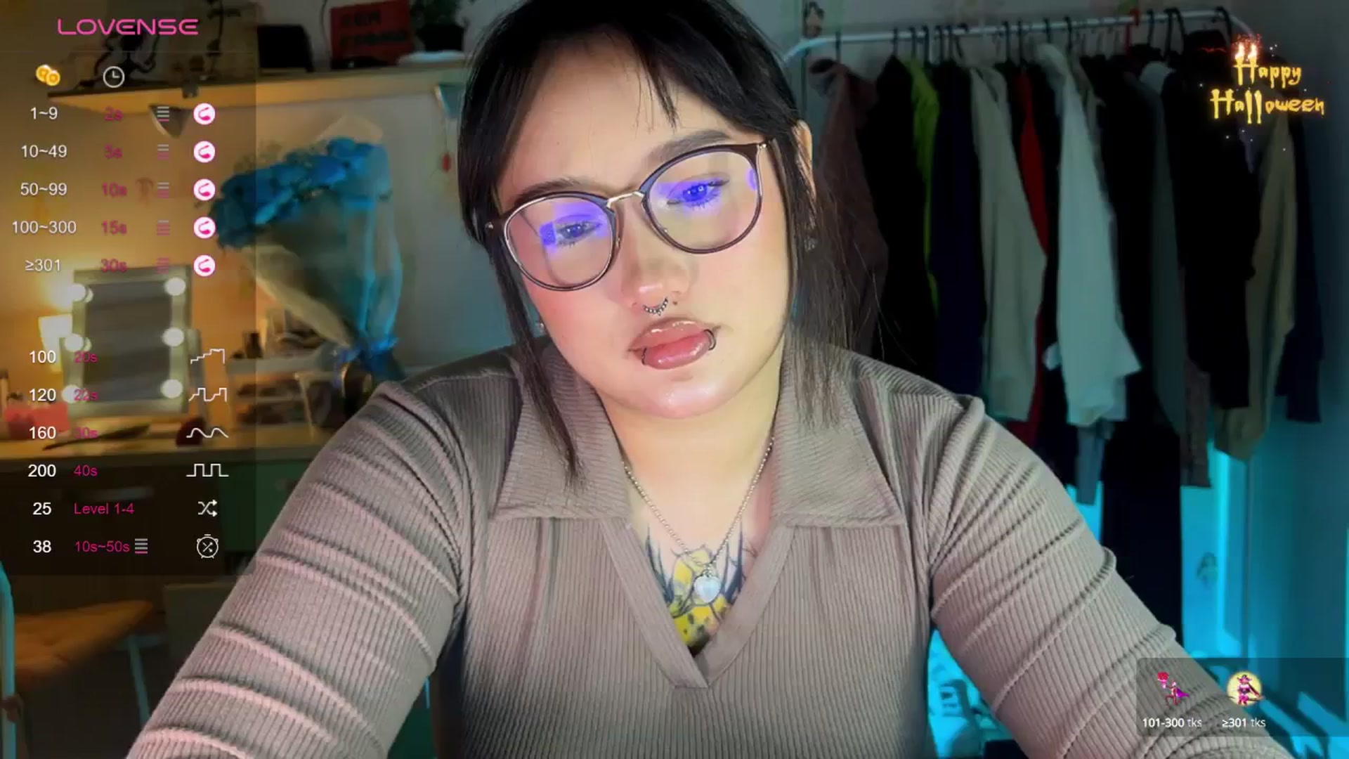 Gallery image thumbnail from Littlewetgirl's myfreecams stream on, 11/17/2024, 13:28 image 11 of 20