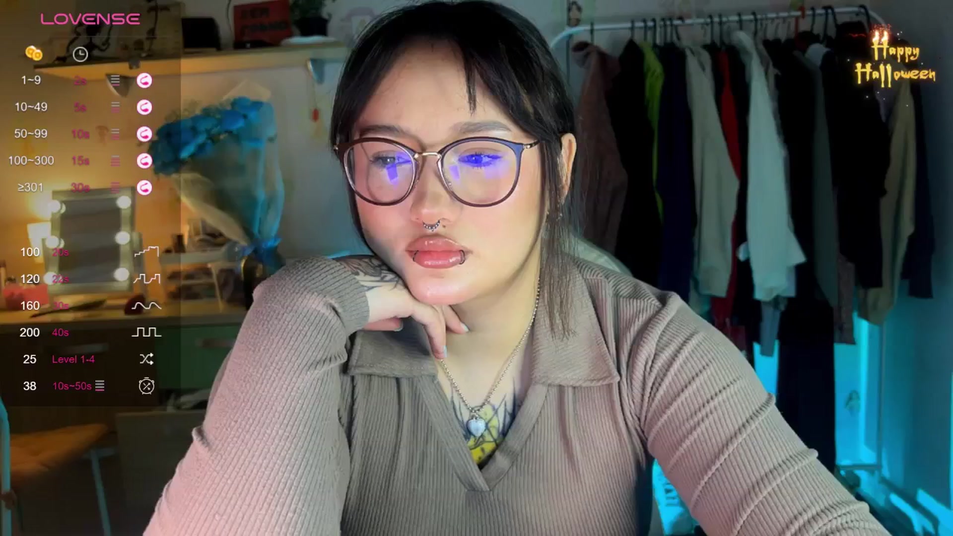 Gallery image thumbnail from Littlewetgirl's myfreecams stream on, 11/17/2024, 13:28 image 19 of 20