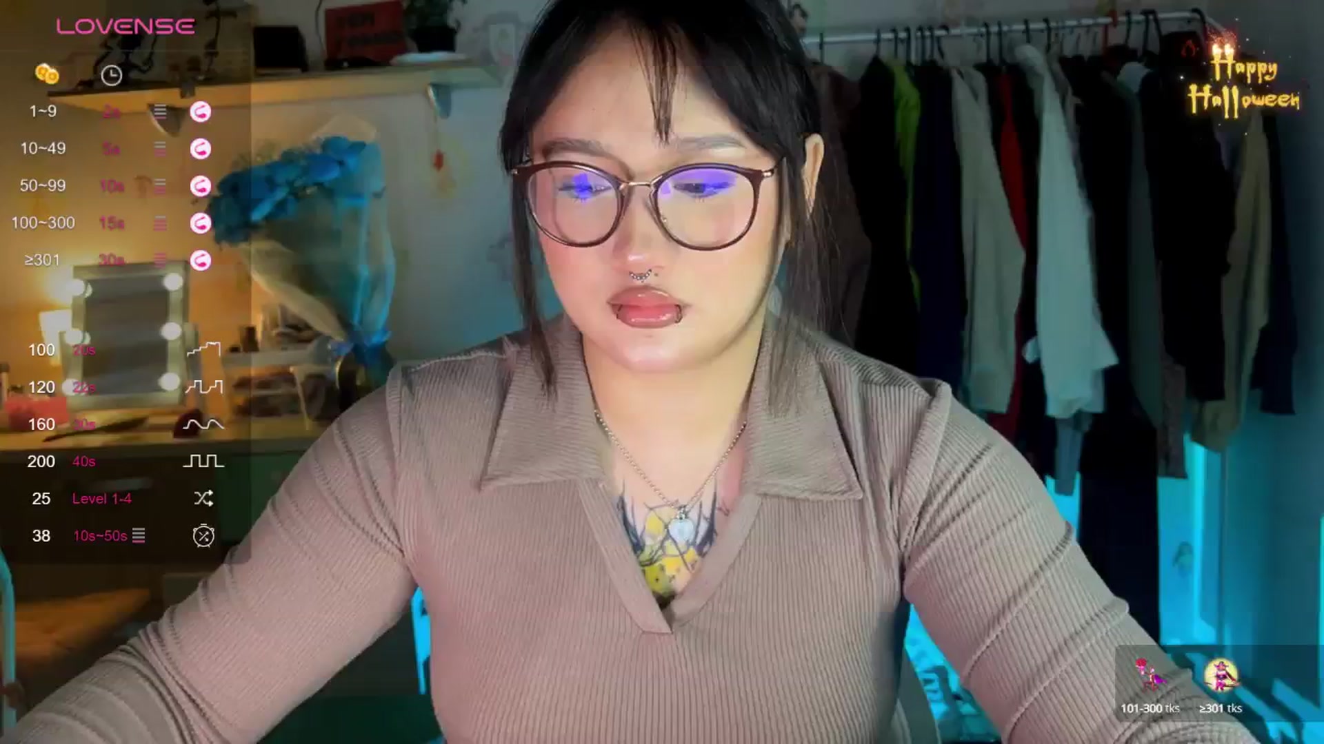 Gallery image thumbnail from Littlewetgirl's myfreecams stream on, 11/17/2024, 13:28 image 2 of 20