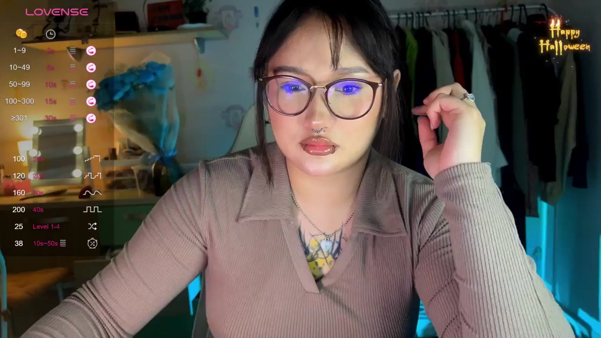 Gallery image thumbnail from Littlewetgirl's myfreecams stream on, 11/17/2024, 13:28 image 1 of 20