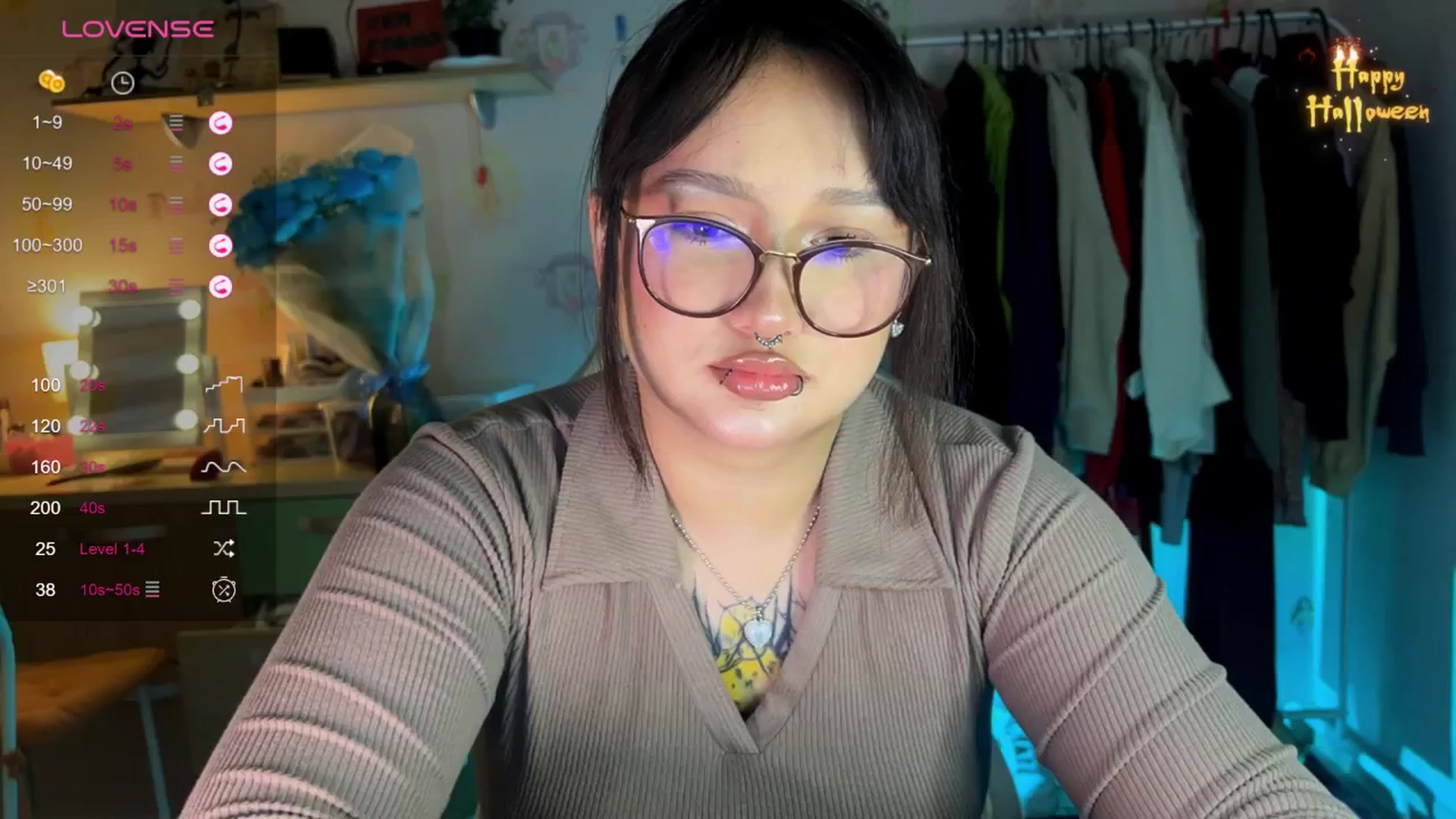 Gallery image thumbnail from Littlewetgirl's myfreecams stream on, 11/17/2024, 13:28 image 5 of 20