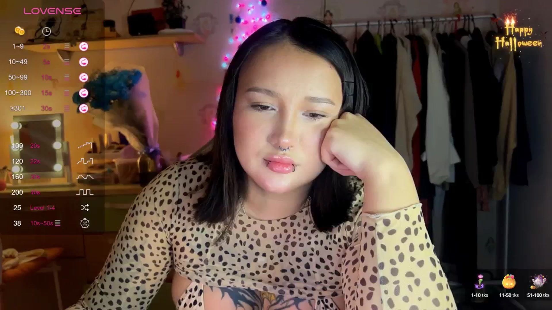 Gallery image thumbnail from Littlewetgirl's myfreecams stream on, 11/20/2024, 13:11 image 3 of 20